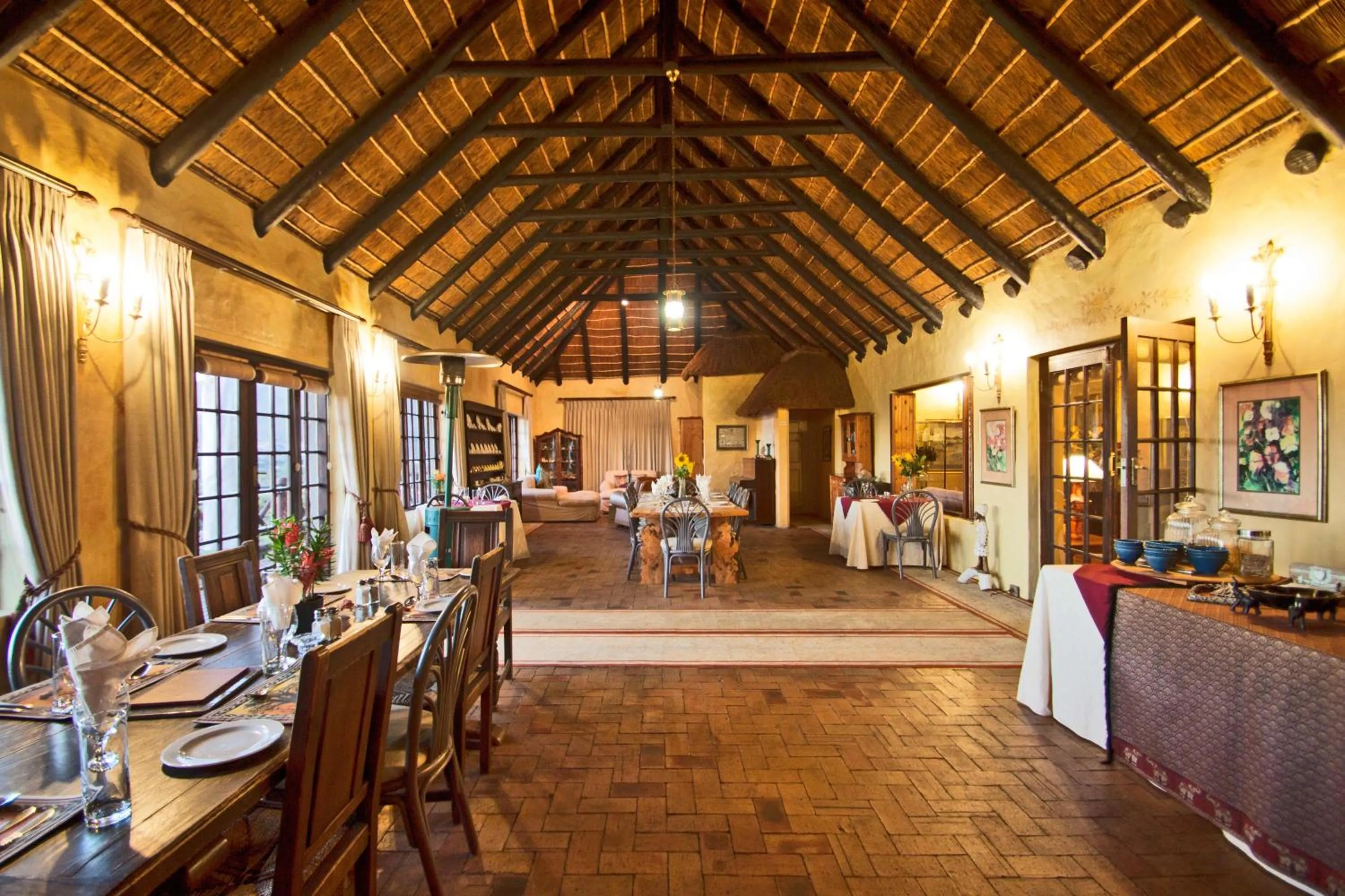 Restaurant/places to eat in Wild Rose Country Lodge