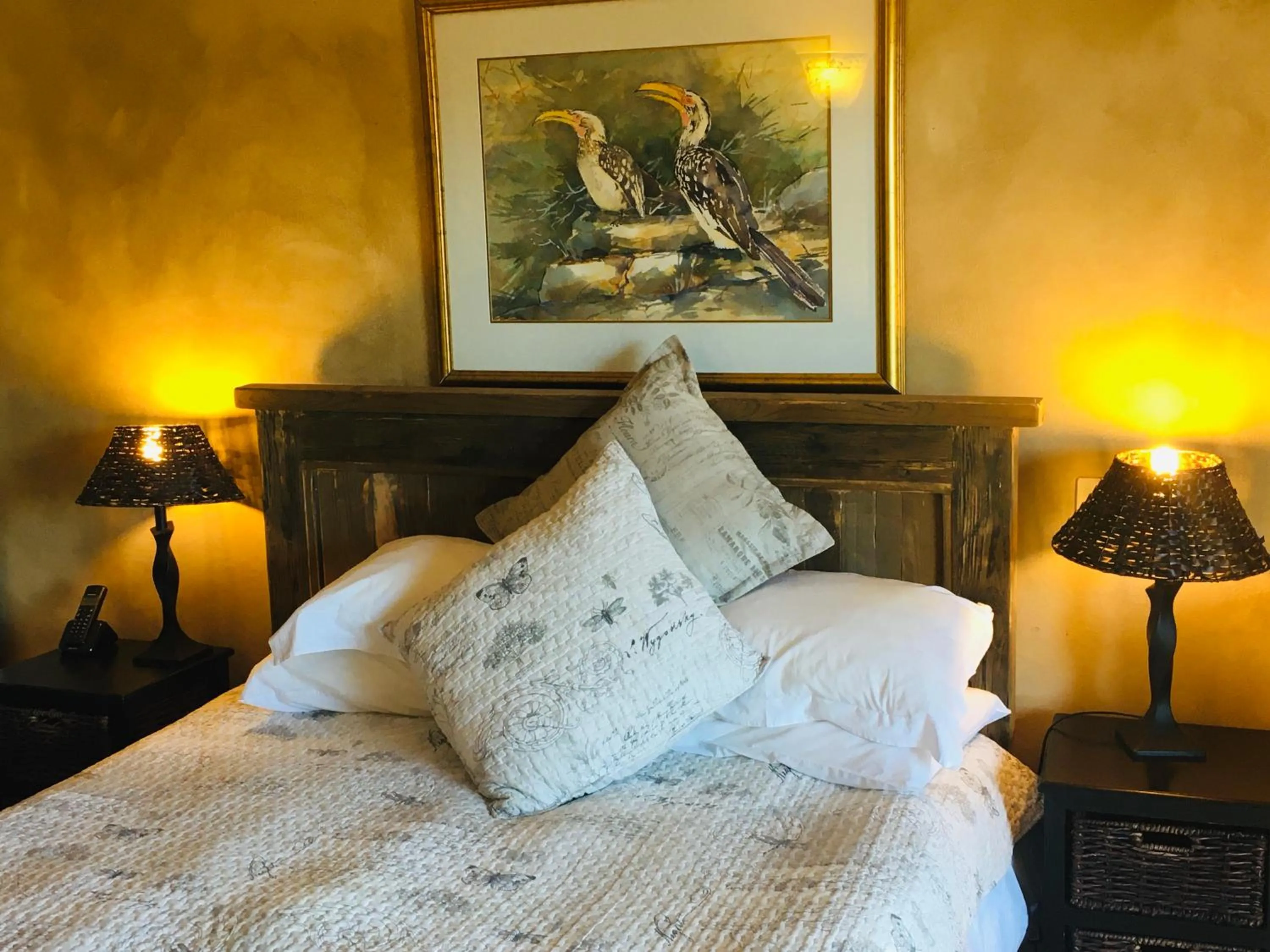 Bed in Wild Rose Country Lodge