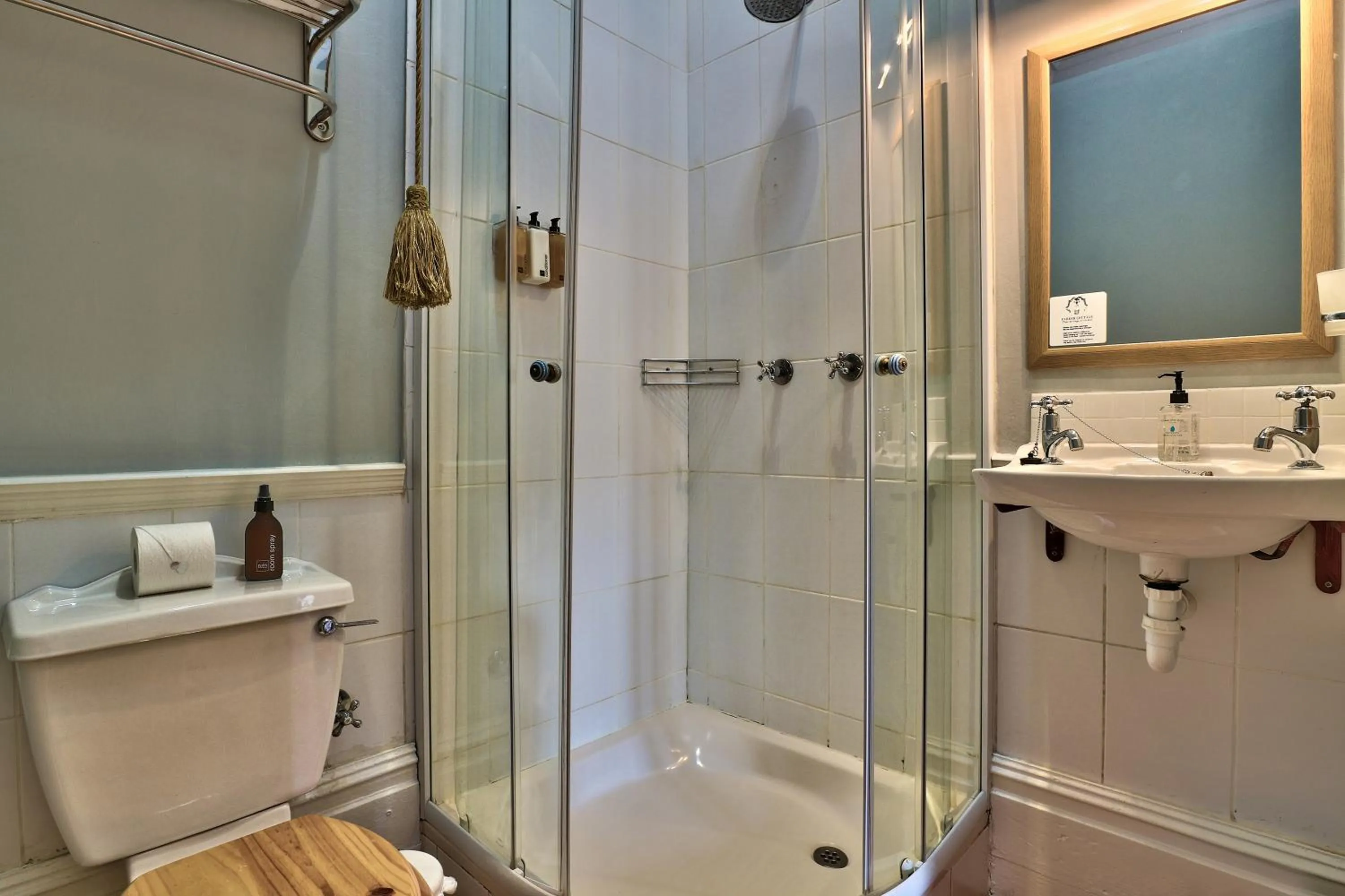 Bathroom in Parker Cottage Guesthouse