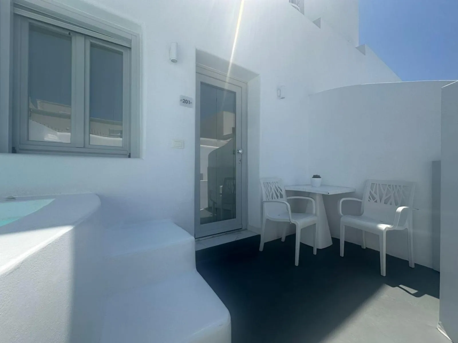 Seating area in White Concept Caves