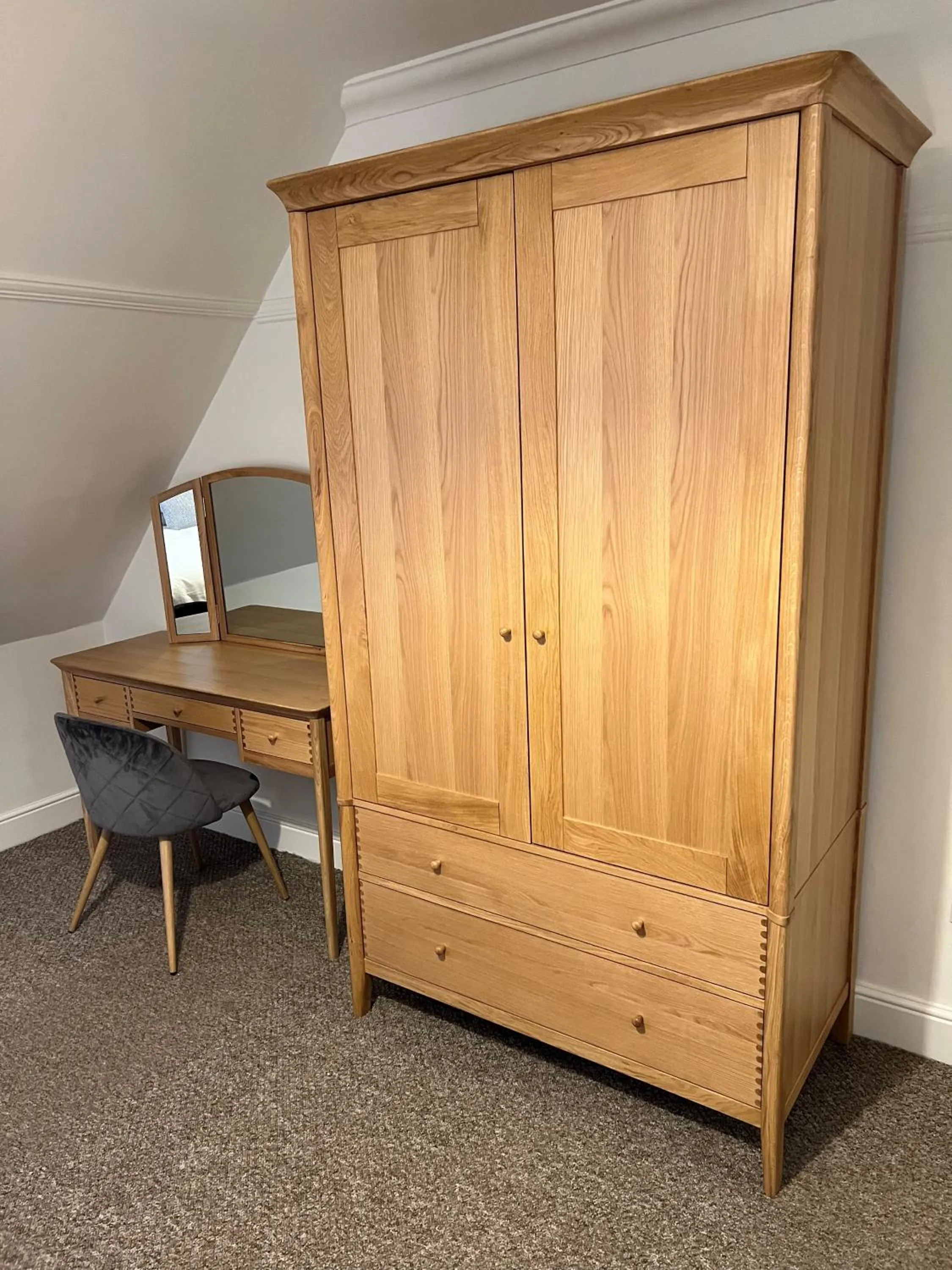 Bedroom in The Corrie Hotel