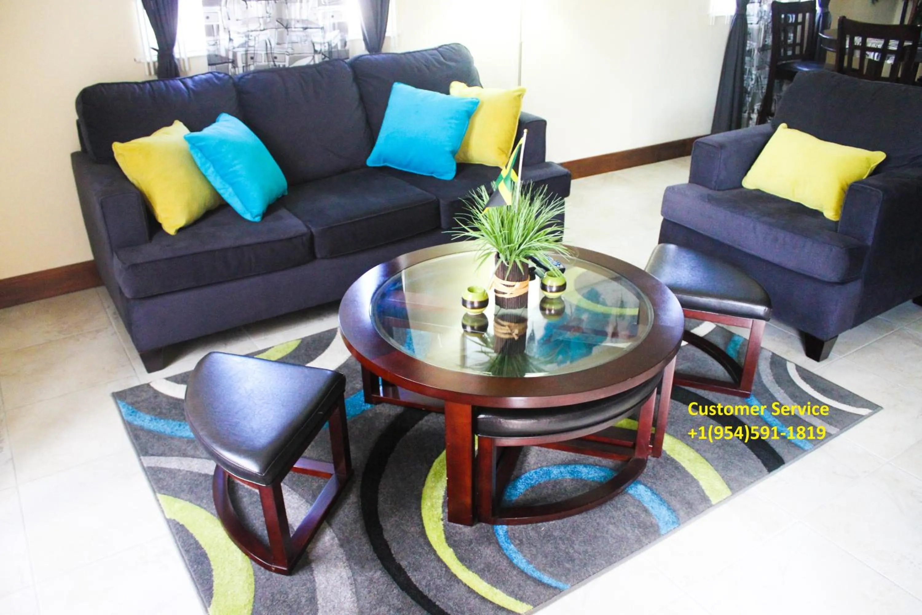 Living room in Eclipse Suite Guest Apartment