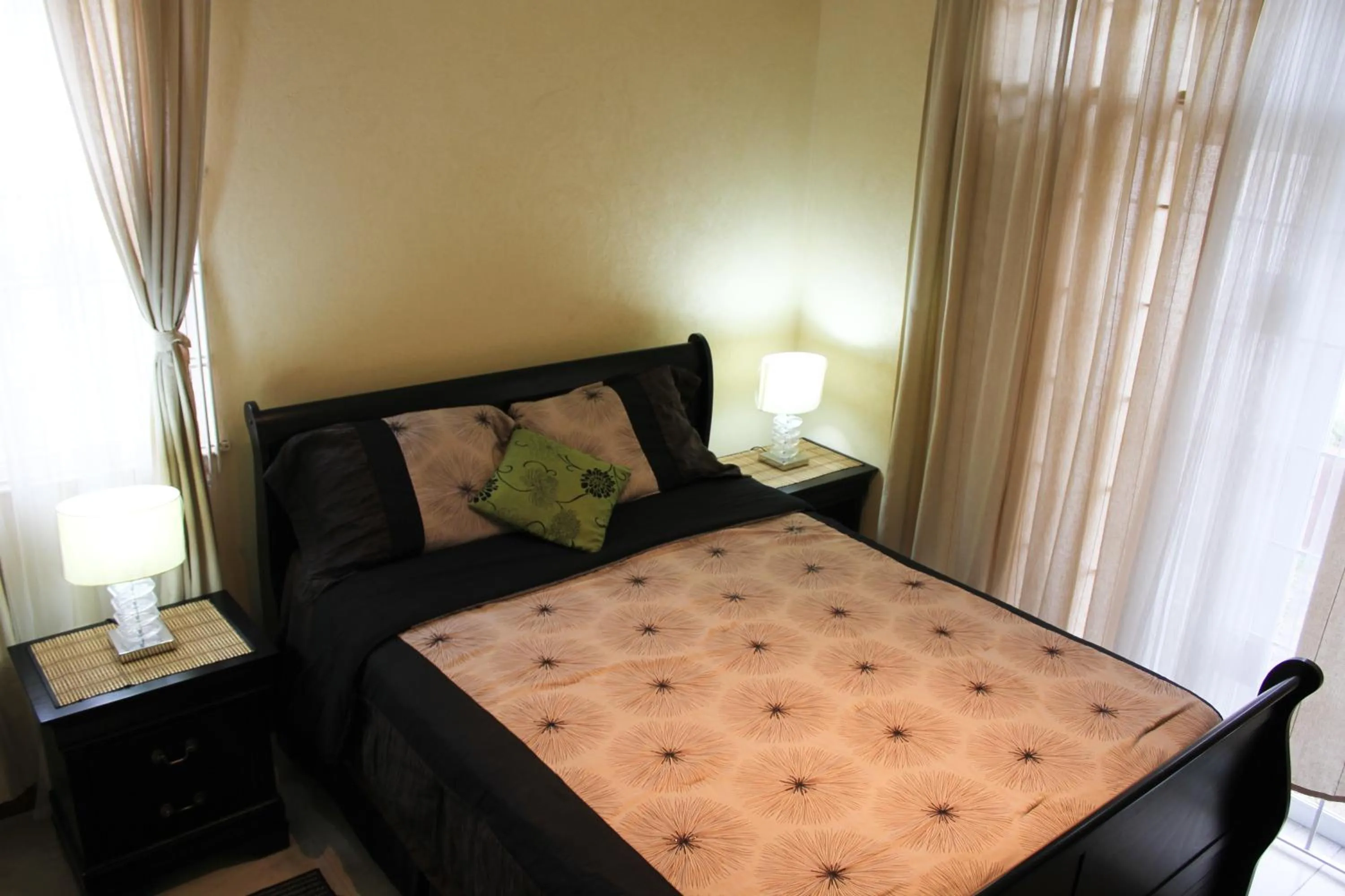 Bed in Eclipse Suite Guest Apartment