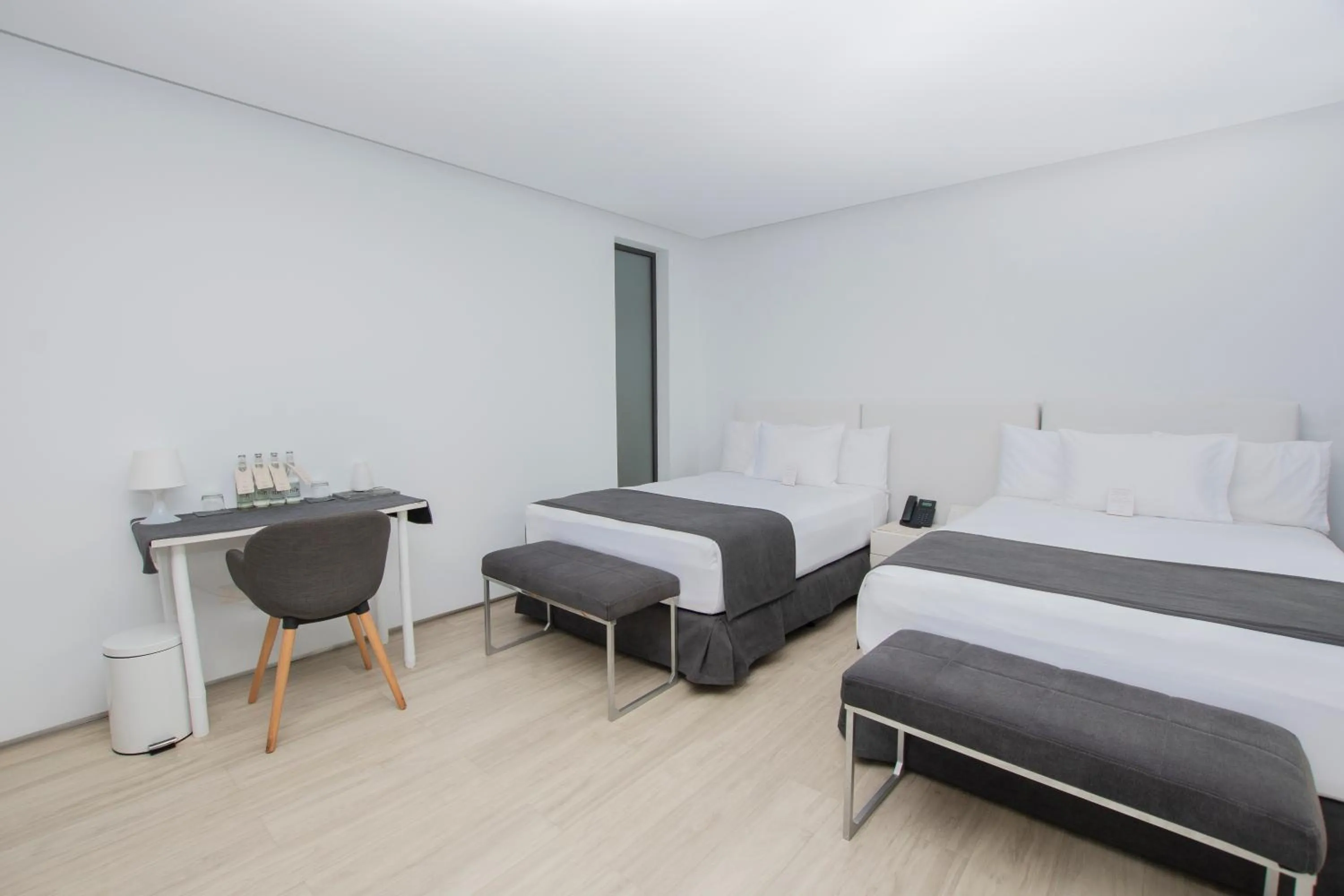 Bed in Golden Bay Galapagos