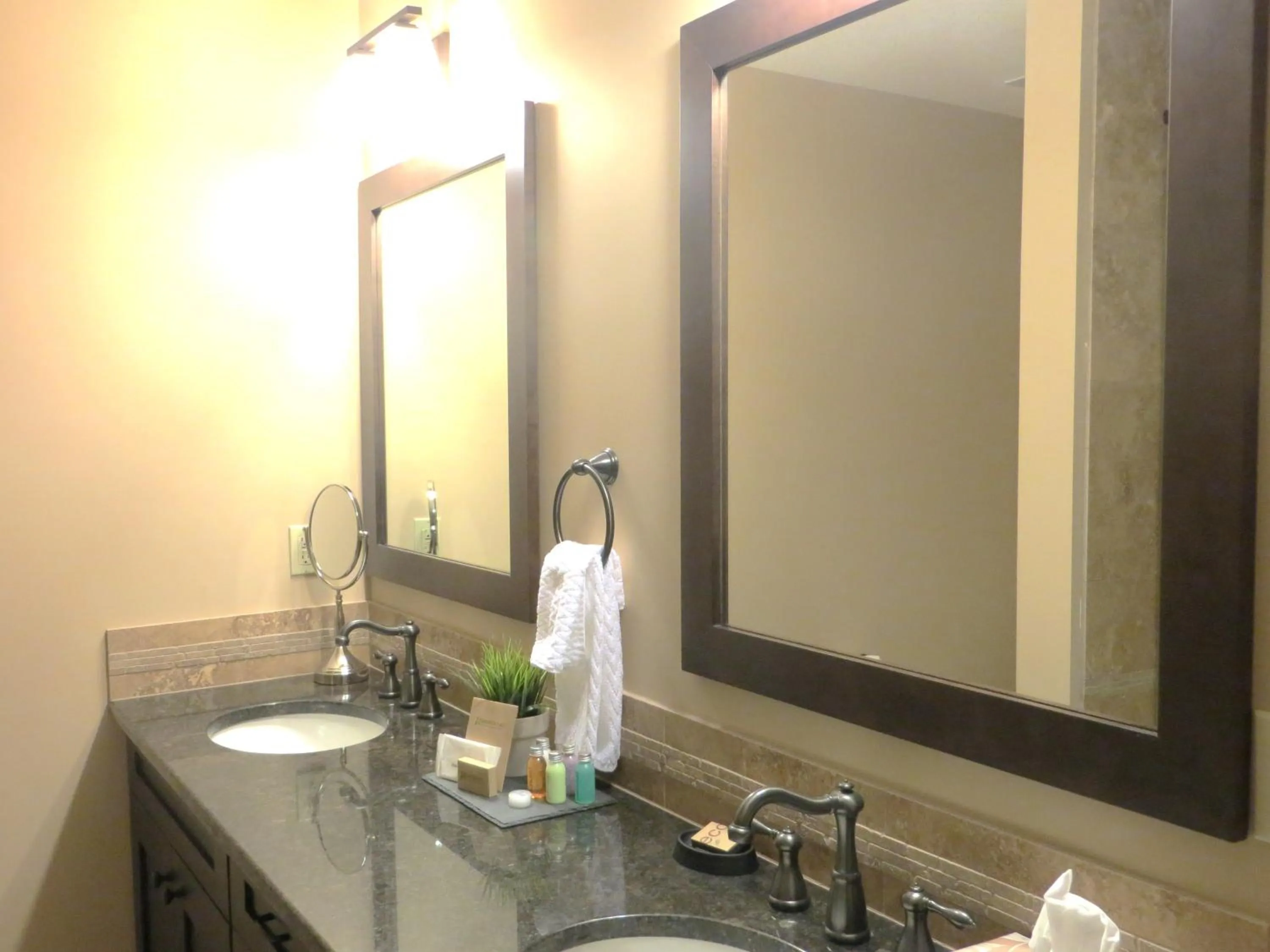 Other in Luxury Canmore Vacations