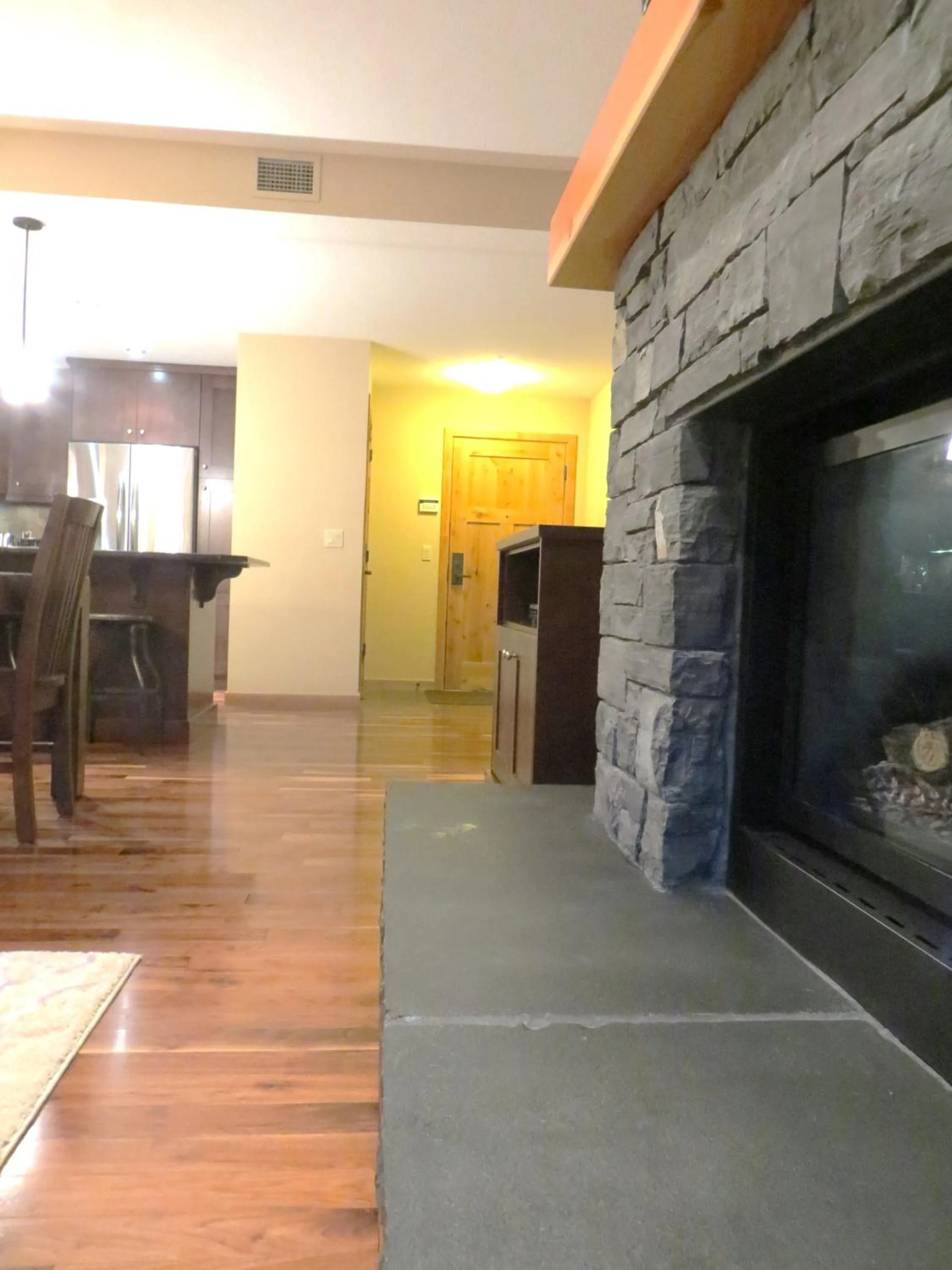 People in Luxury Canmore Vacations