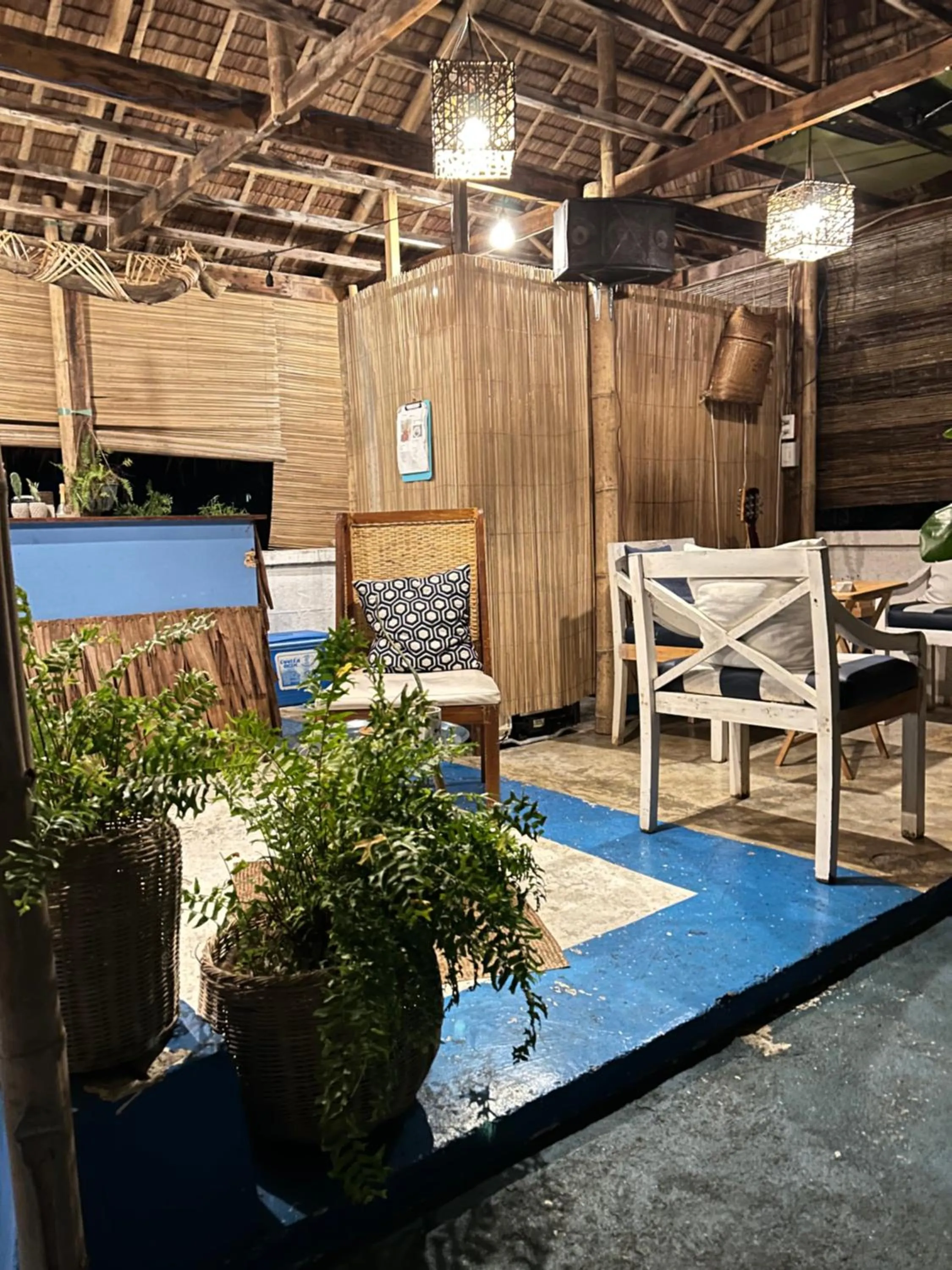 The VRNON Boutique by MY hostel