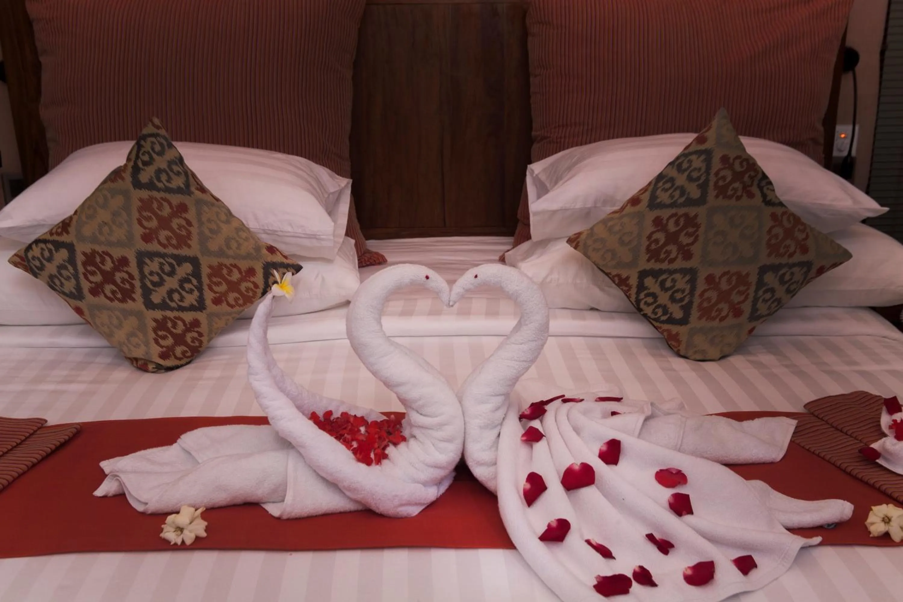 Bedroom, Bed in Regali Villa Canggu