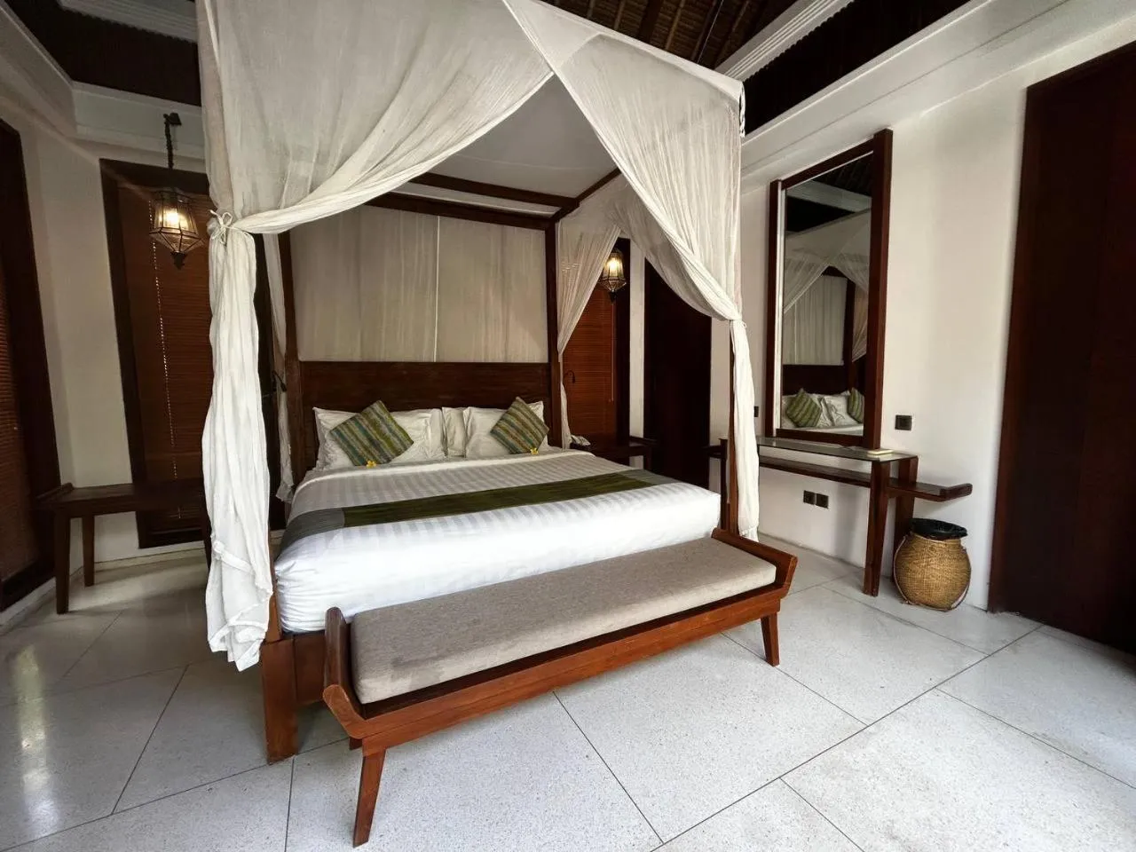 Bedroom, Bed in Regali Villa Canggu