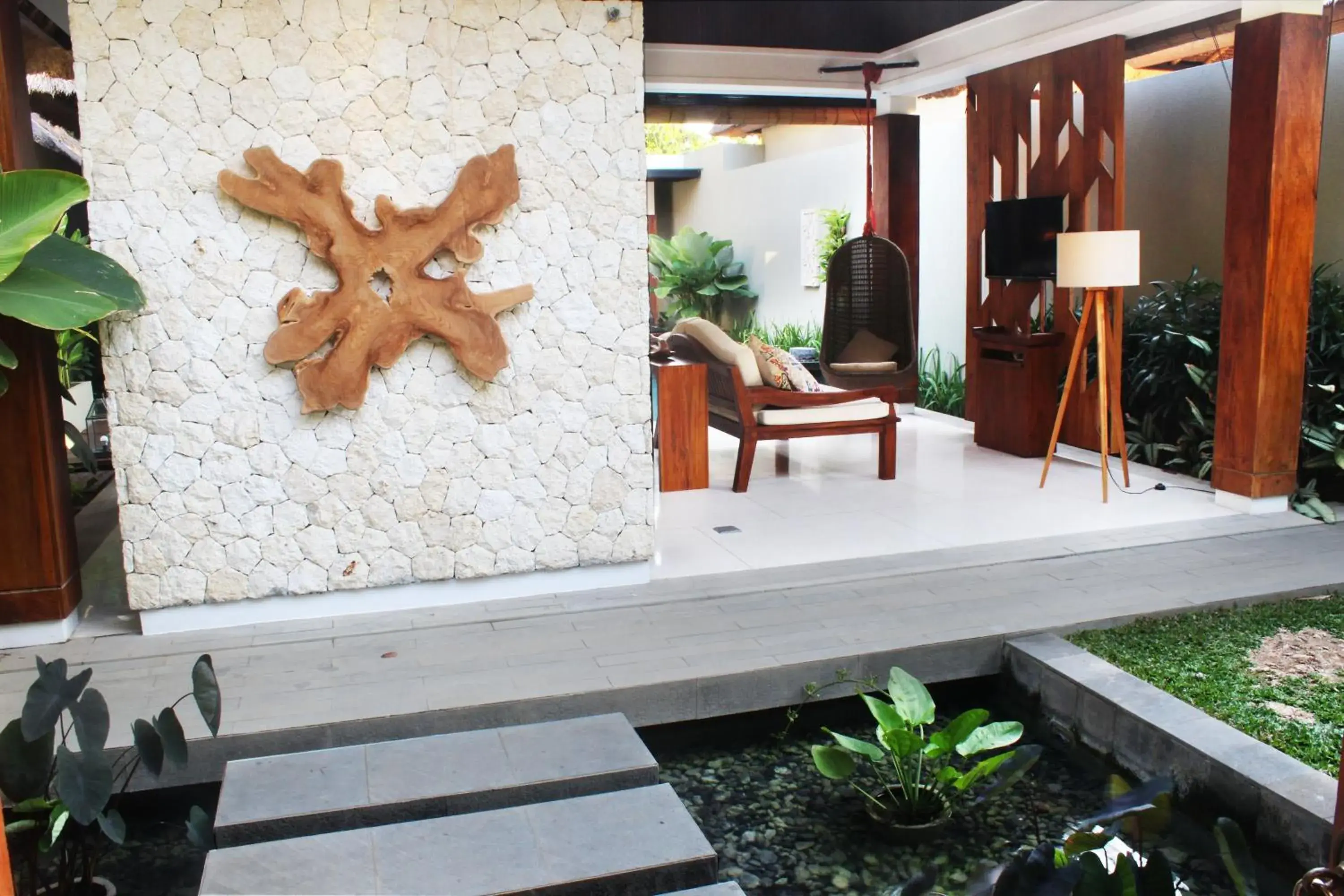 Three-Bedroom Pool Villa in Regali Villa Canggu Three-Bedroom Pool Villa in Regali Villa Canggu