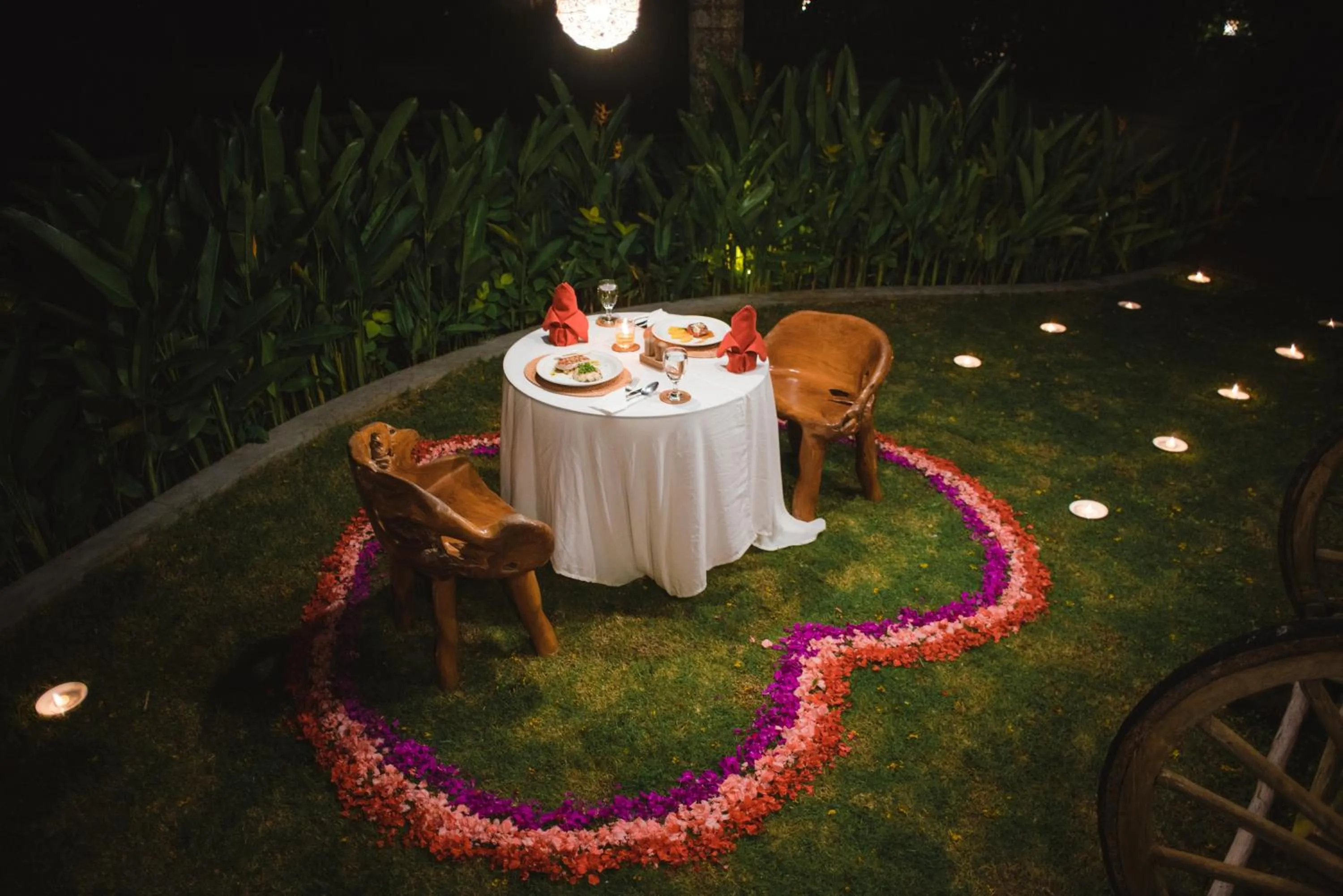 Food and drinks in Regali Villa Canggu