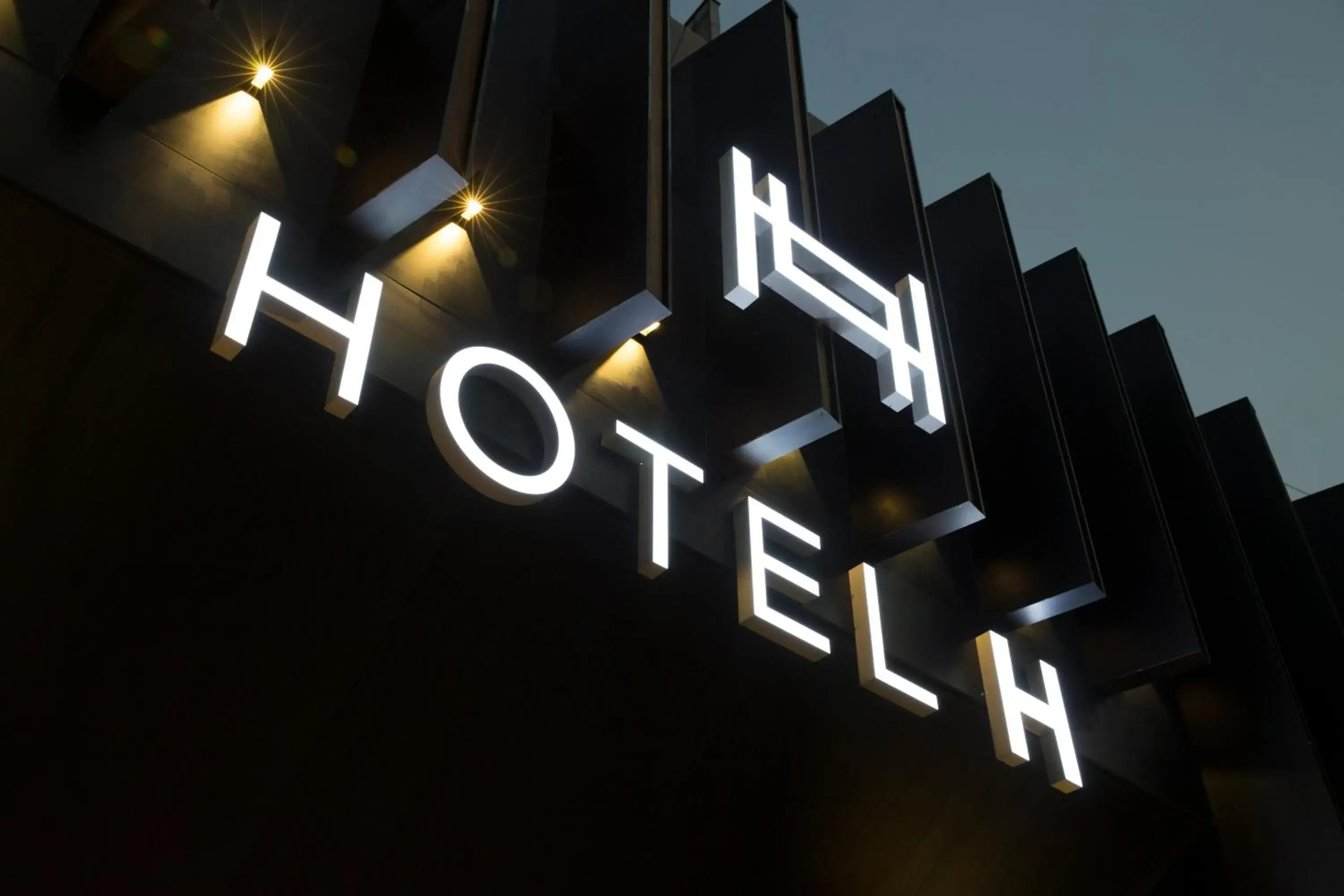 HOTEL H HOTEL H