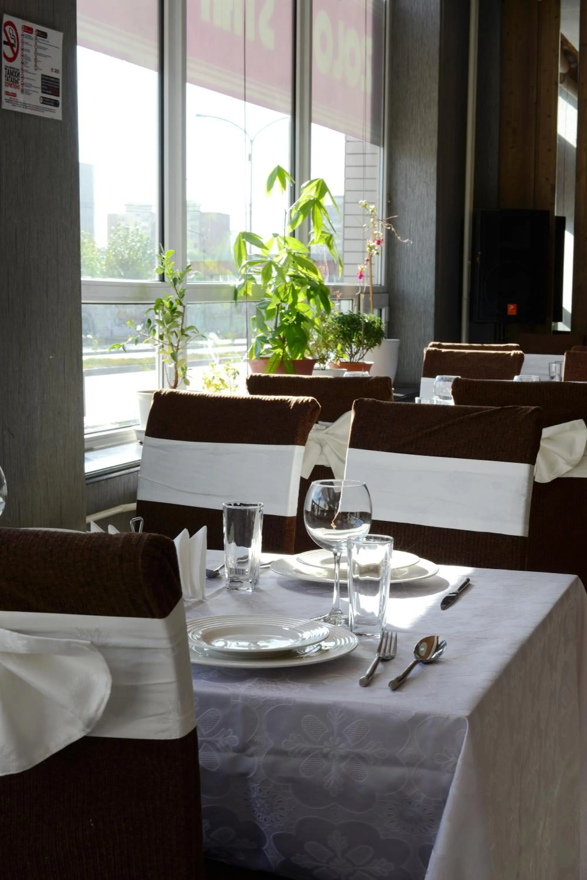 Restaurant/places to eat in Zolo Hotel