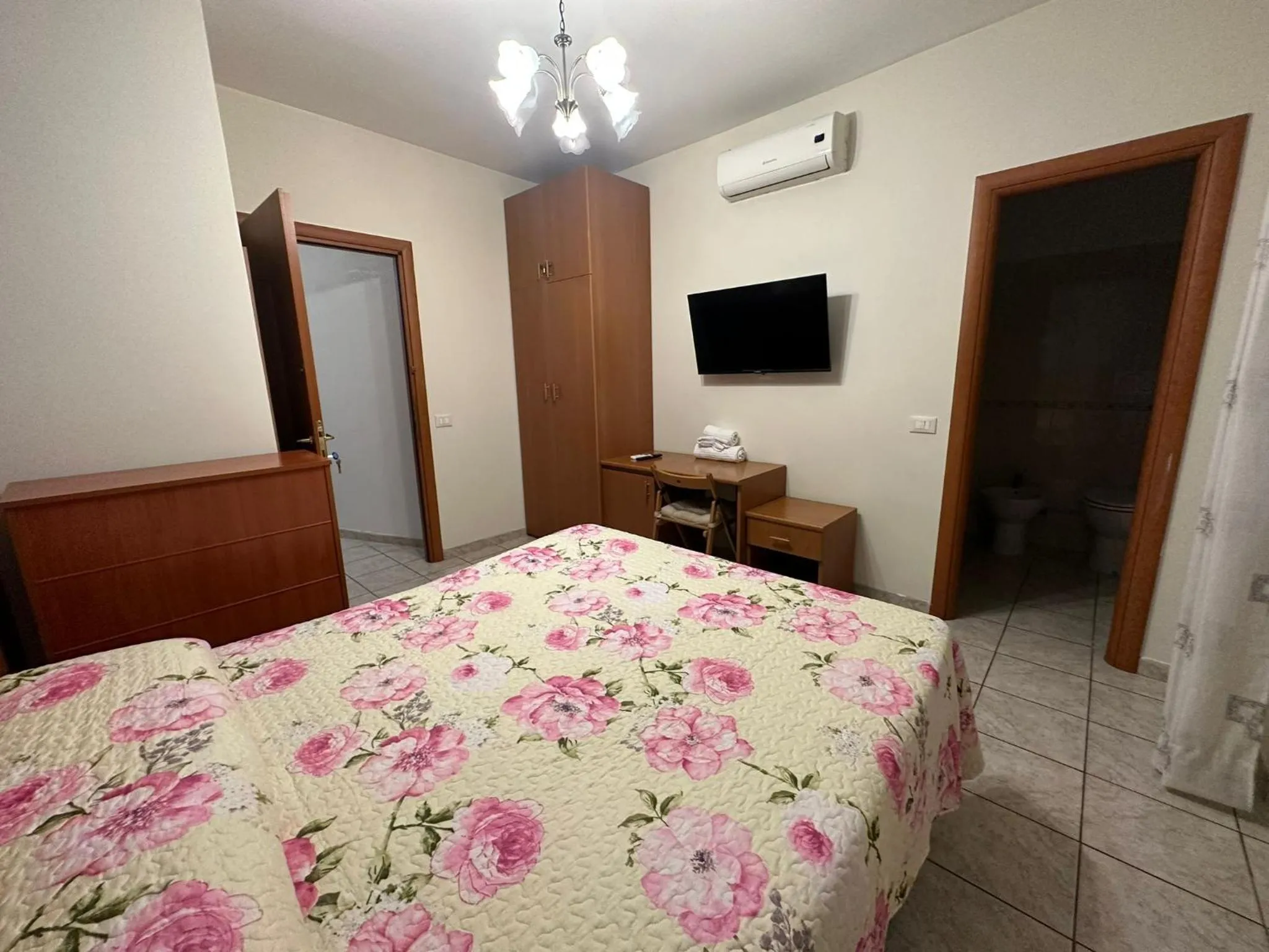 Bed in Sofia Holiday Home