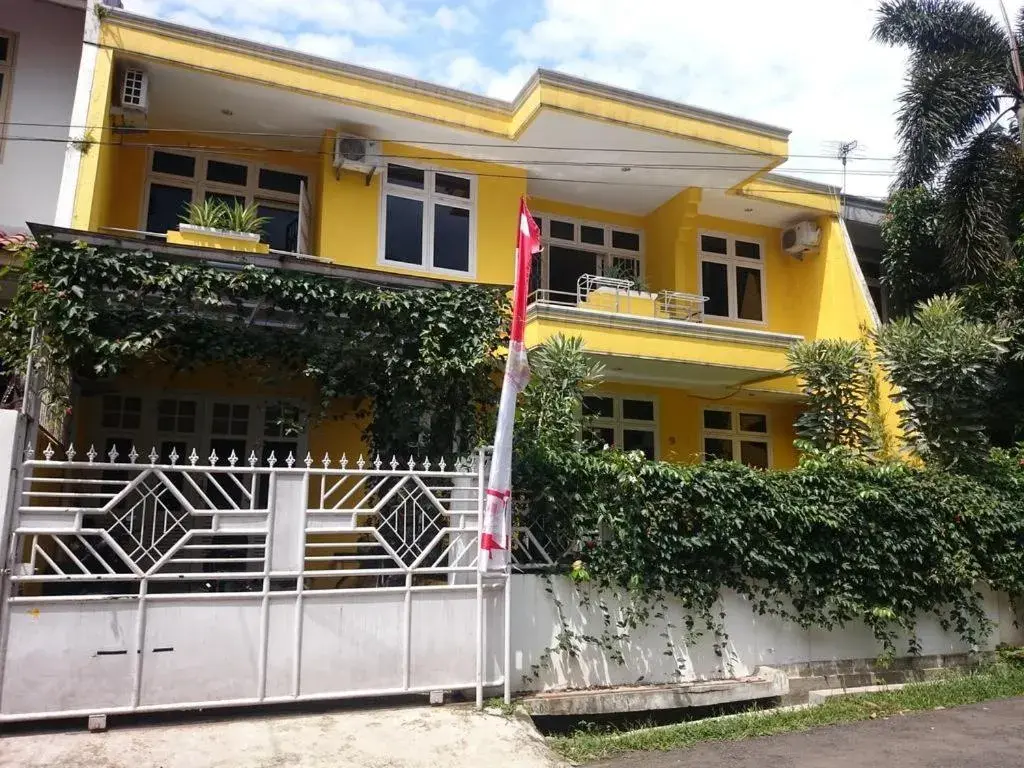 Cendana Mulia Hostel Bogor Cendana Mulia Hostel Bogor