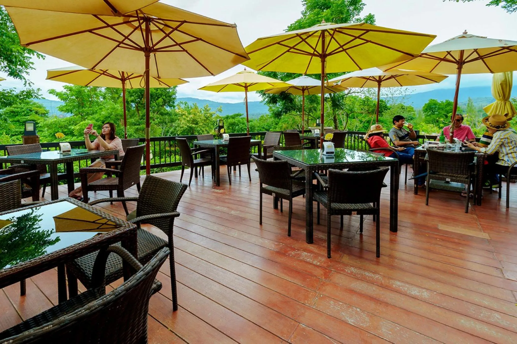 Restaurant/places to eat in Limon Villa Khao Yai by SLH