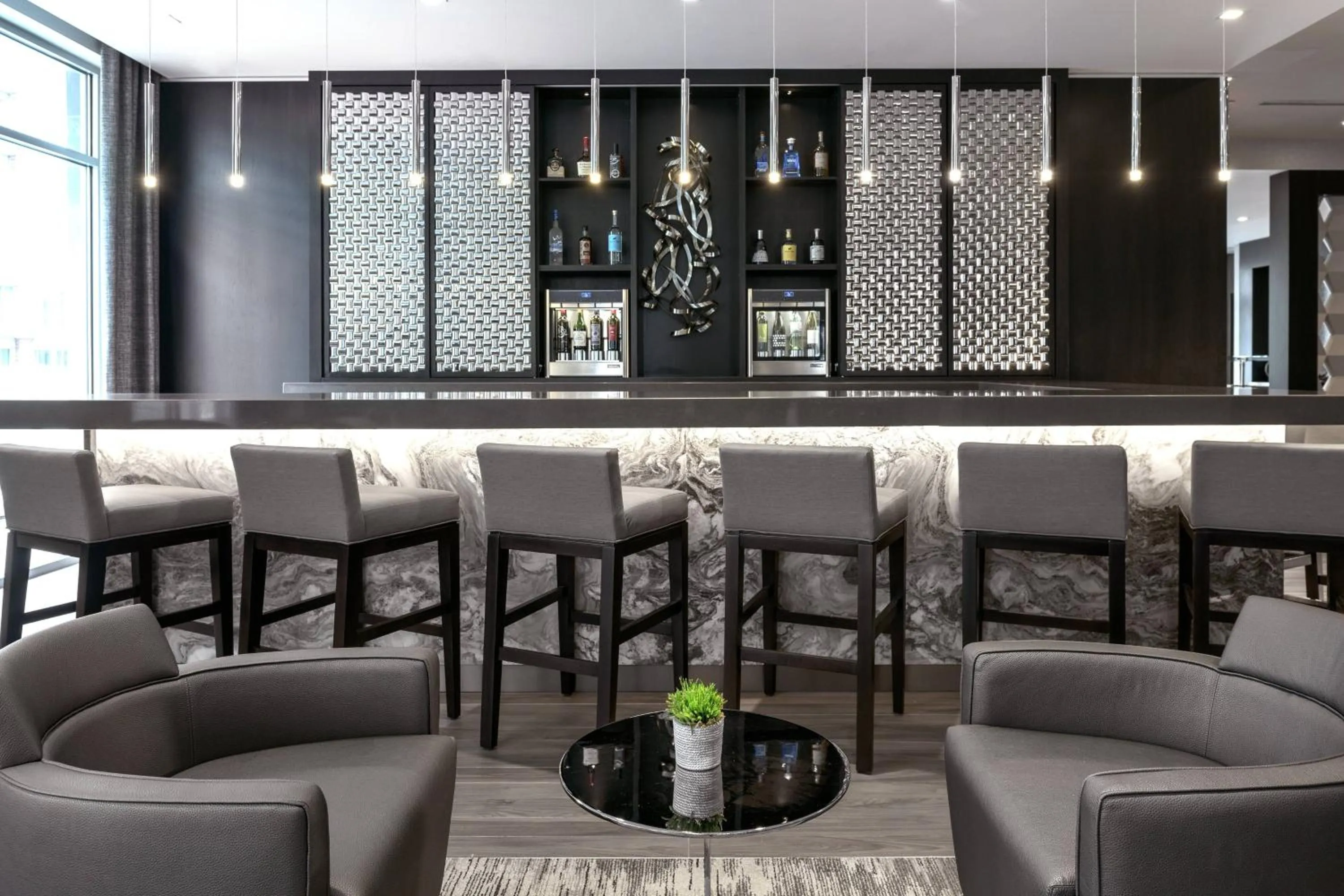 Lounge or bar in AC Hotel by Marriott Boston North