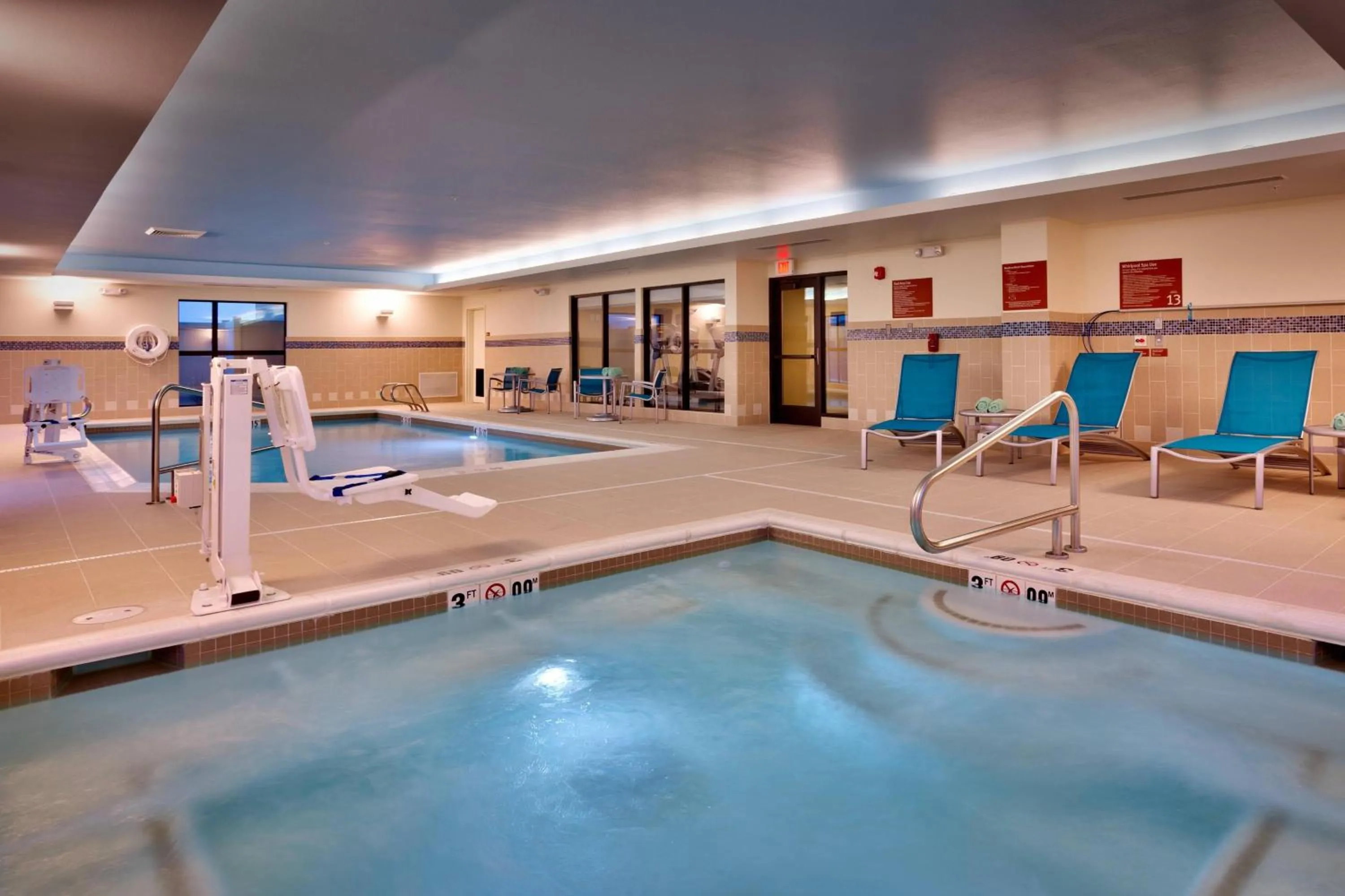 Swimming pool in TownePlace Suites by Marriott Dickinson