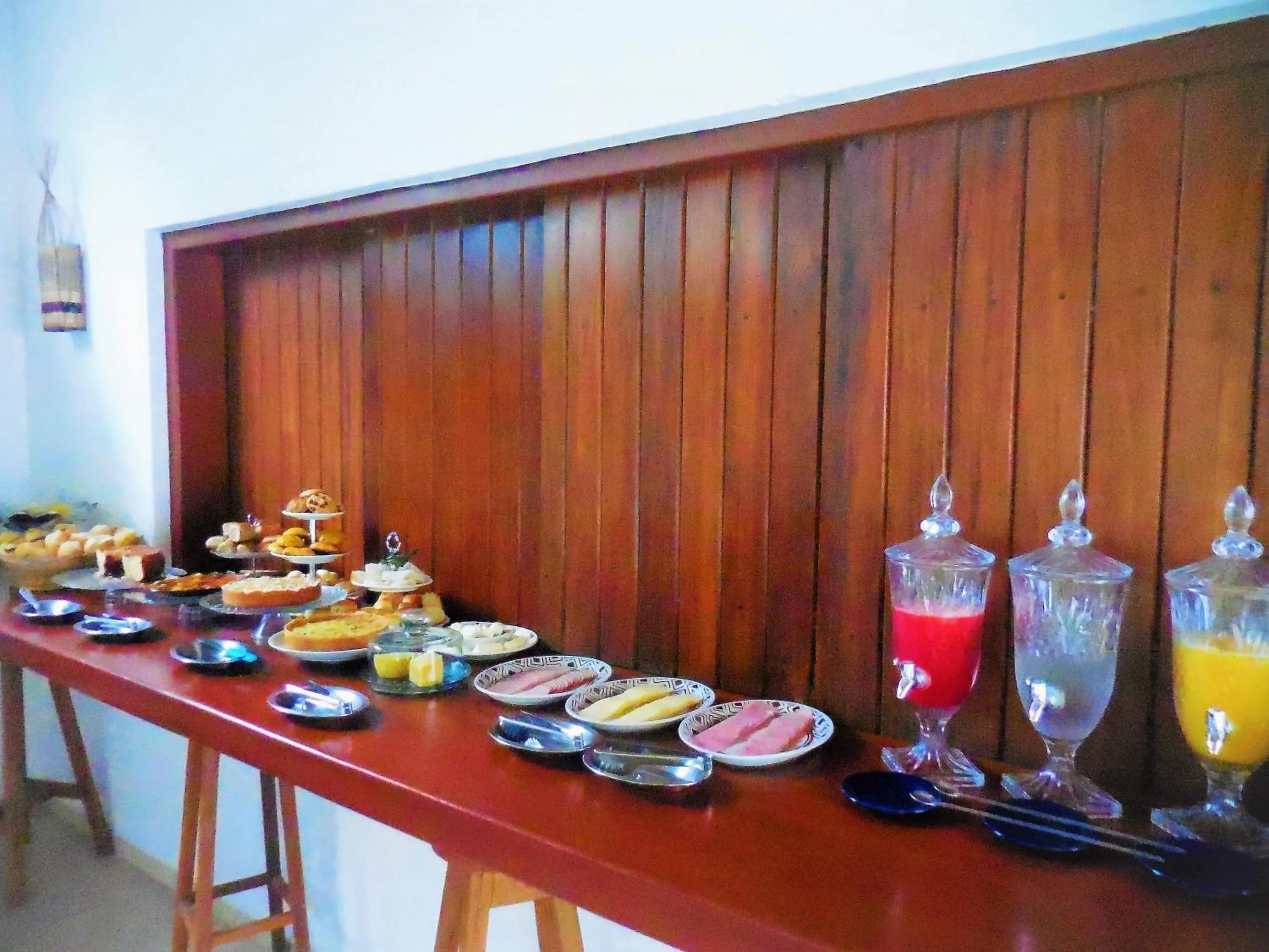Buffet breakfast in Pousada Pandoro