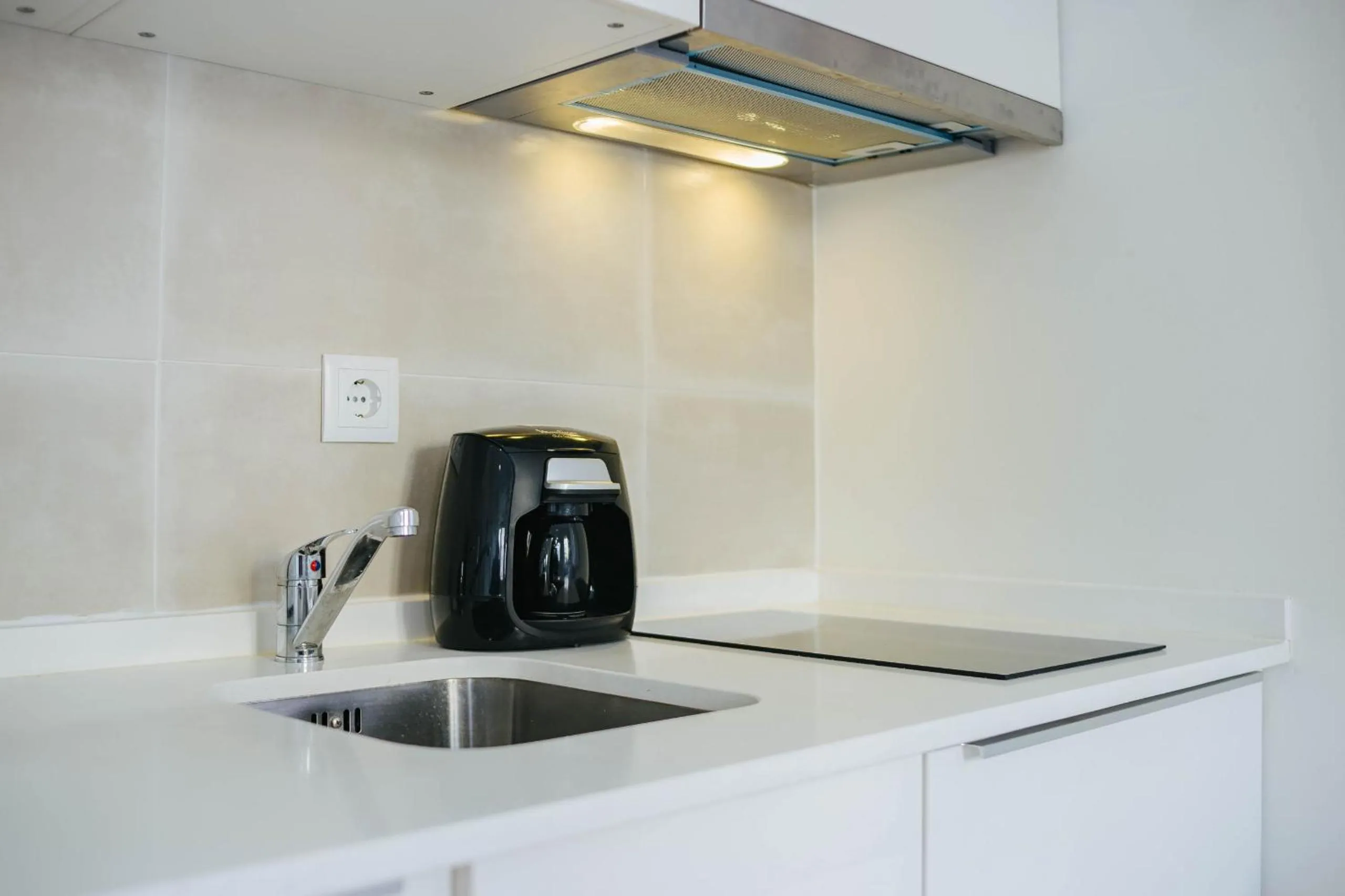 Kitchen or kitchenette in RENT4REST LISBON DOWNTOWN TINY STUDIO Apartments