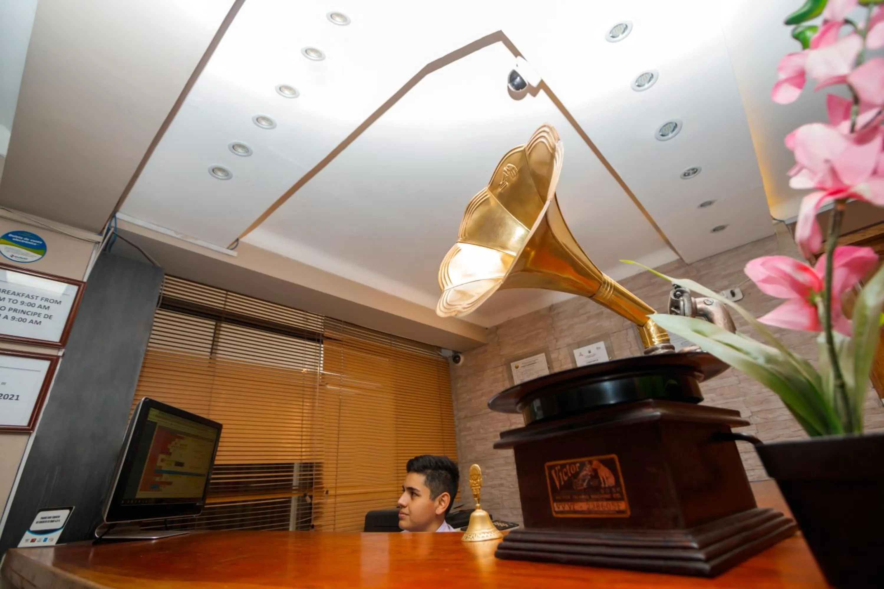 Lobby or reception in Principe III