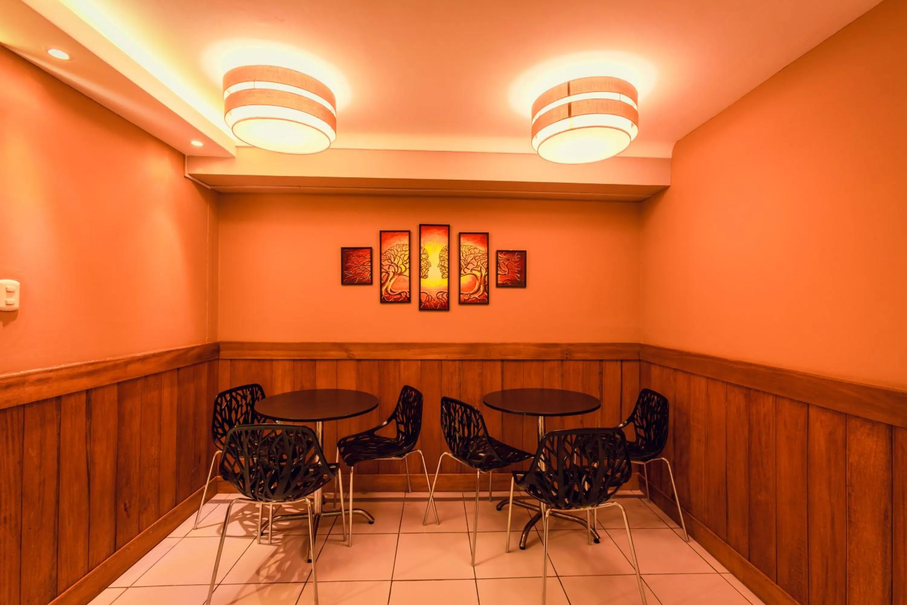 Lobby or reception in Principe III