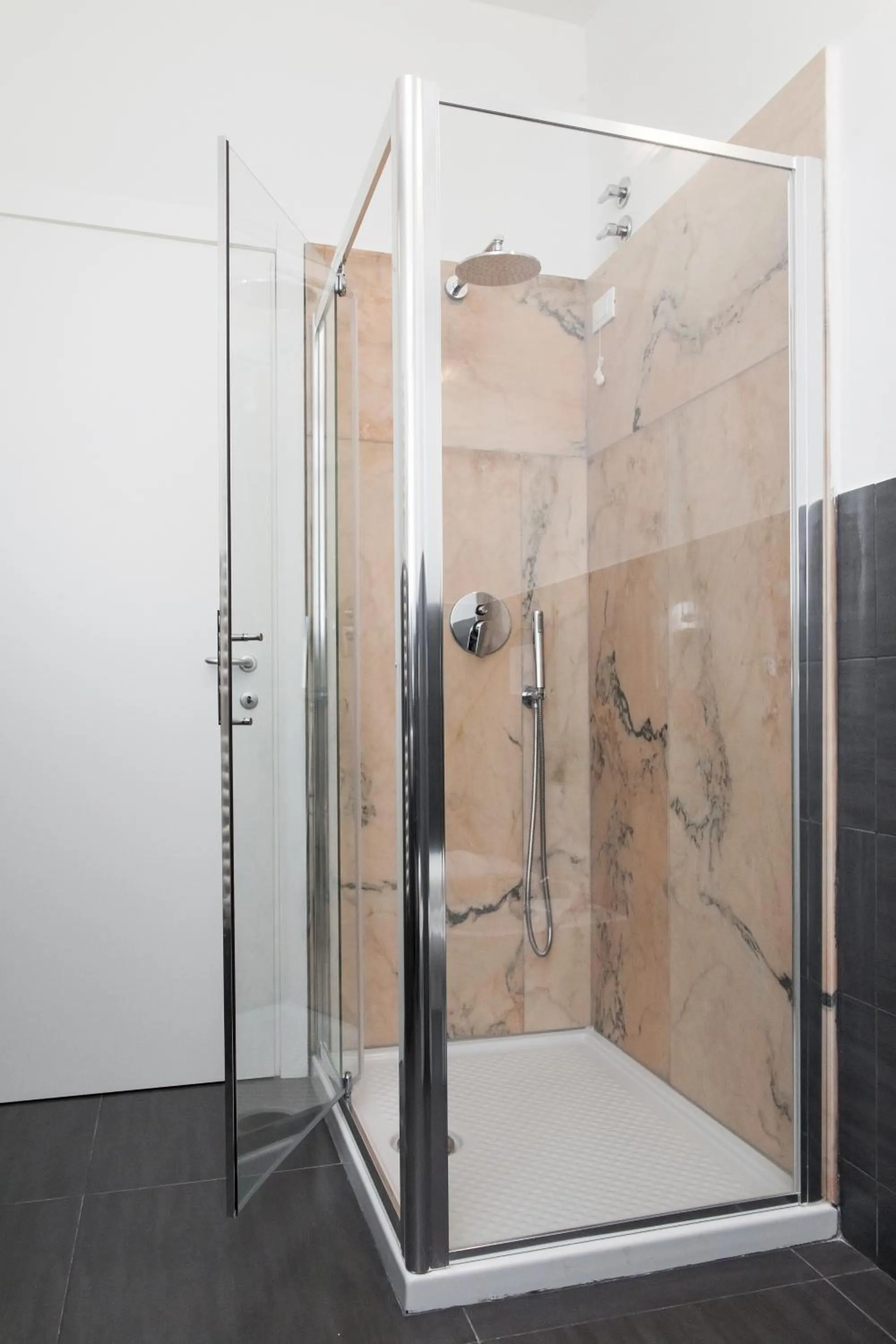 Bathroom in La Casa delle Acciughe Guest House