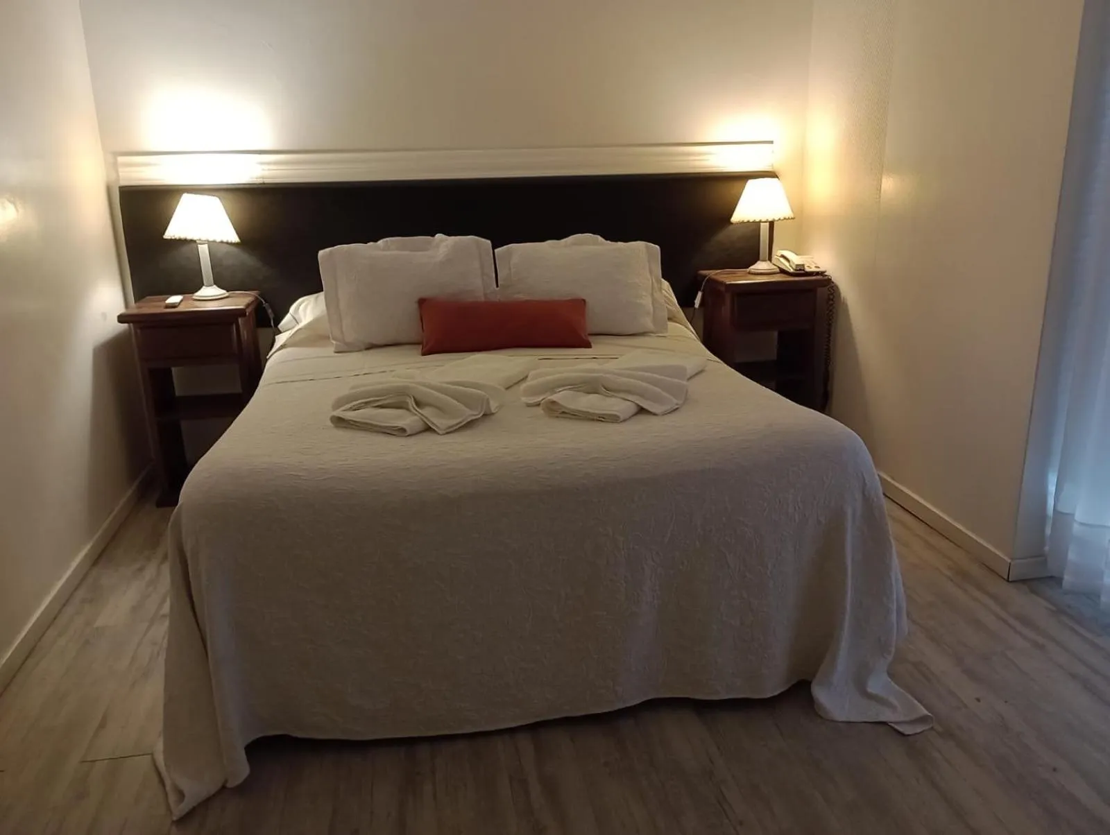 Property building, Bed in Hotel Plaza Roma