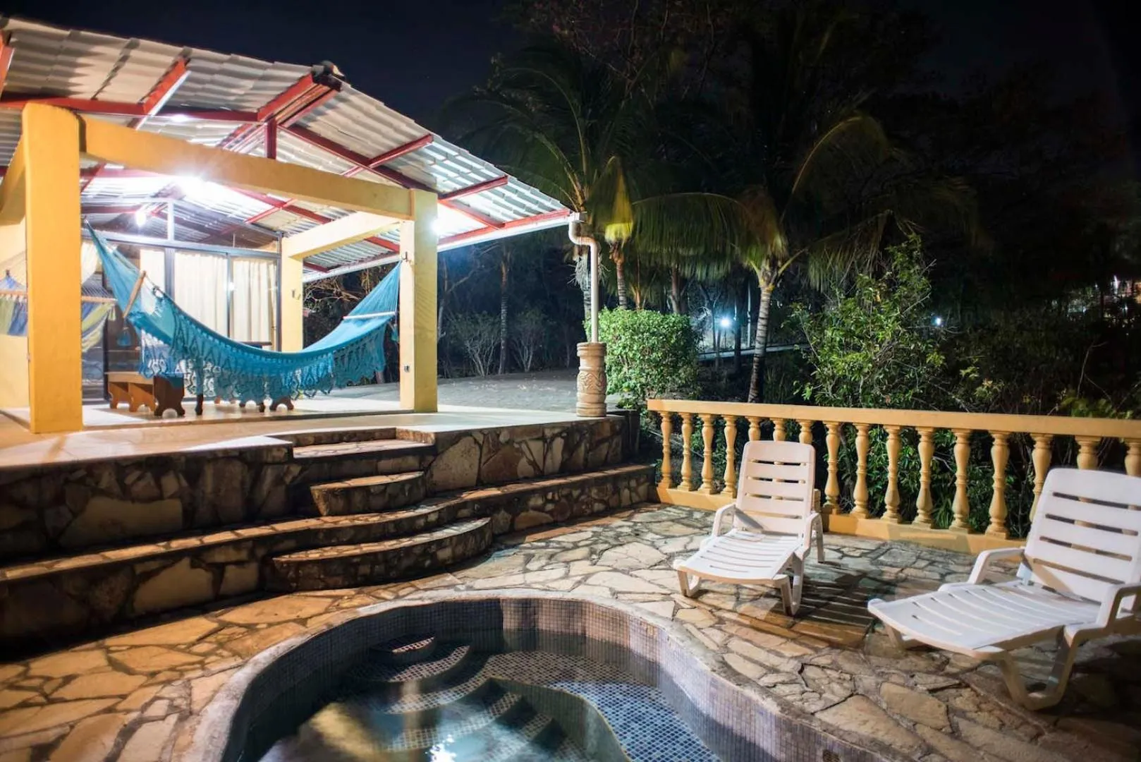 Night in Las Cabañas Encantadas de Nindirí