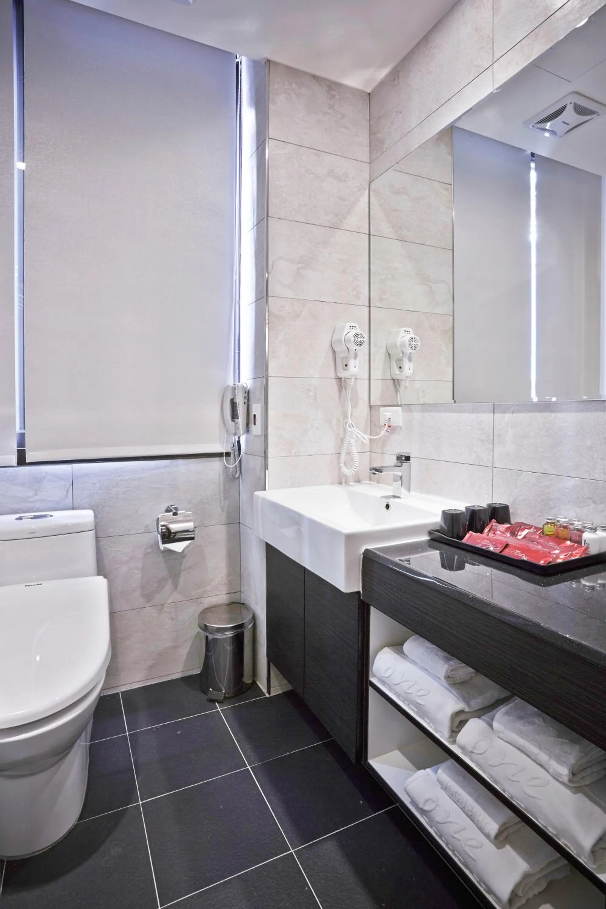 Bathroom in V-one Hotel - Ningxia No. 2 Inn