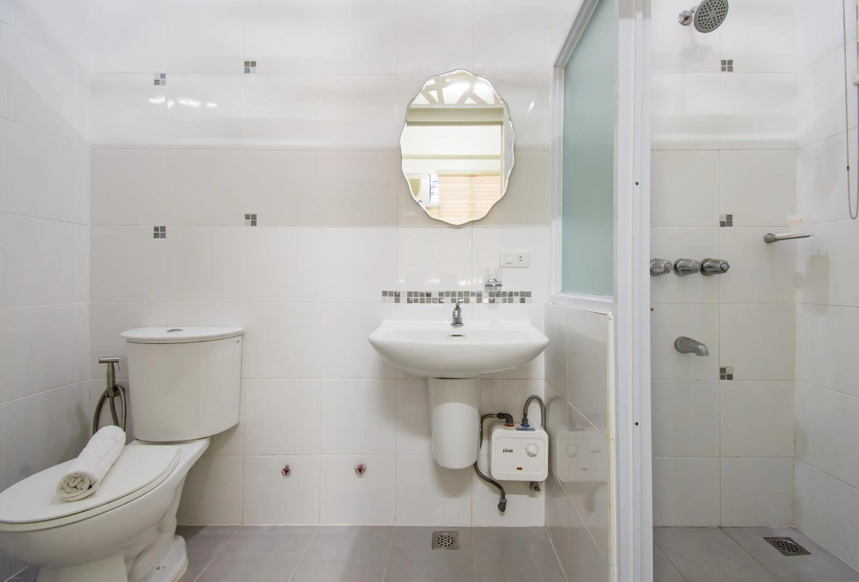 Bed in Alicia Tower Residences