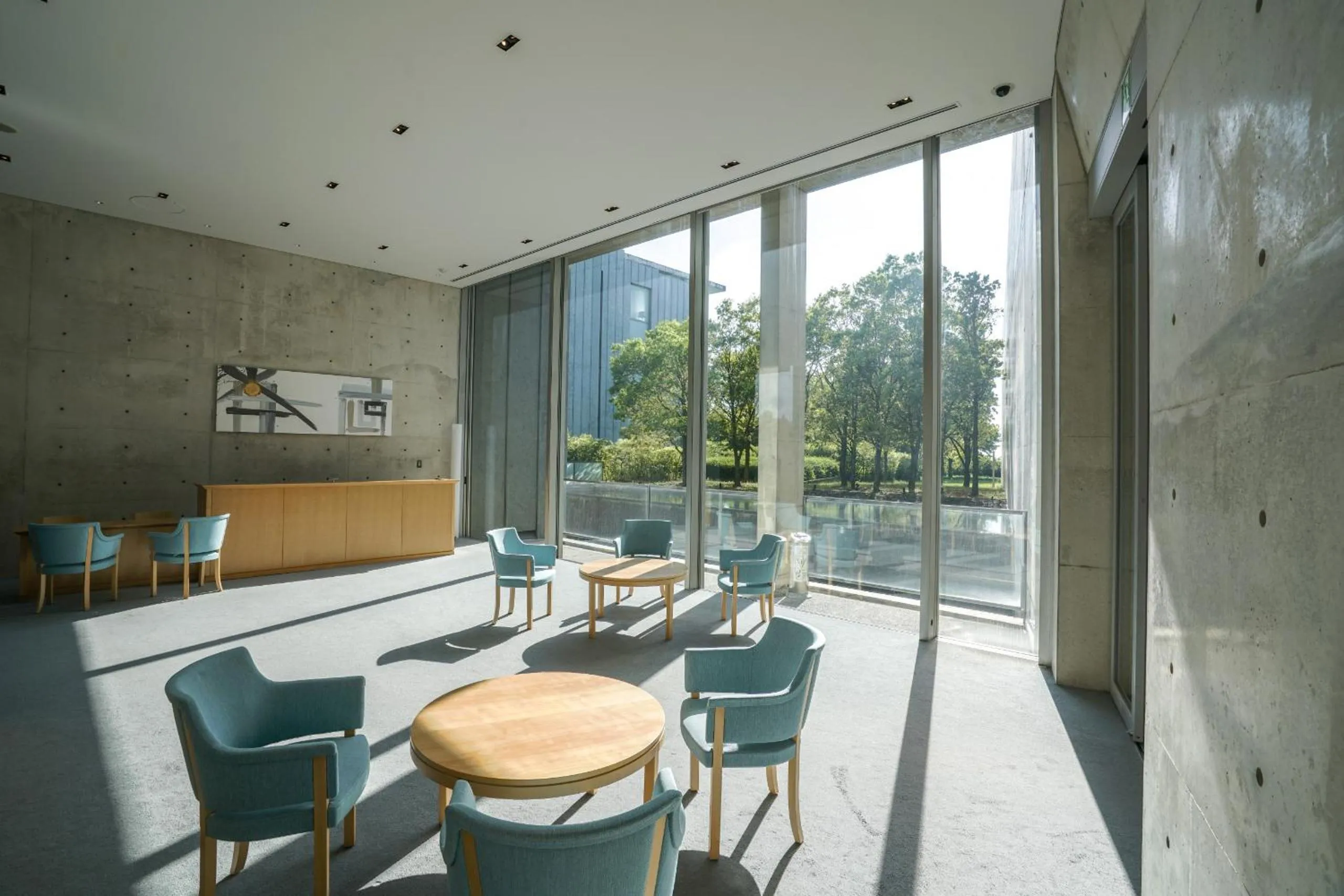 Lobby or reception in SETOUCHI RETREAT by Onko Chishin