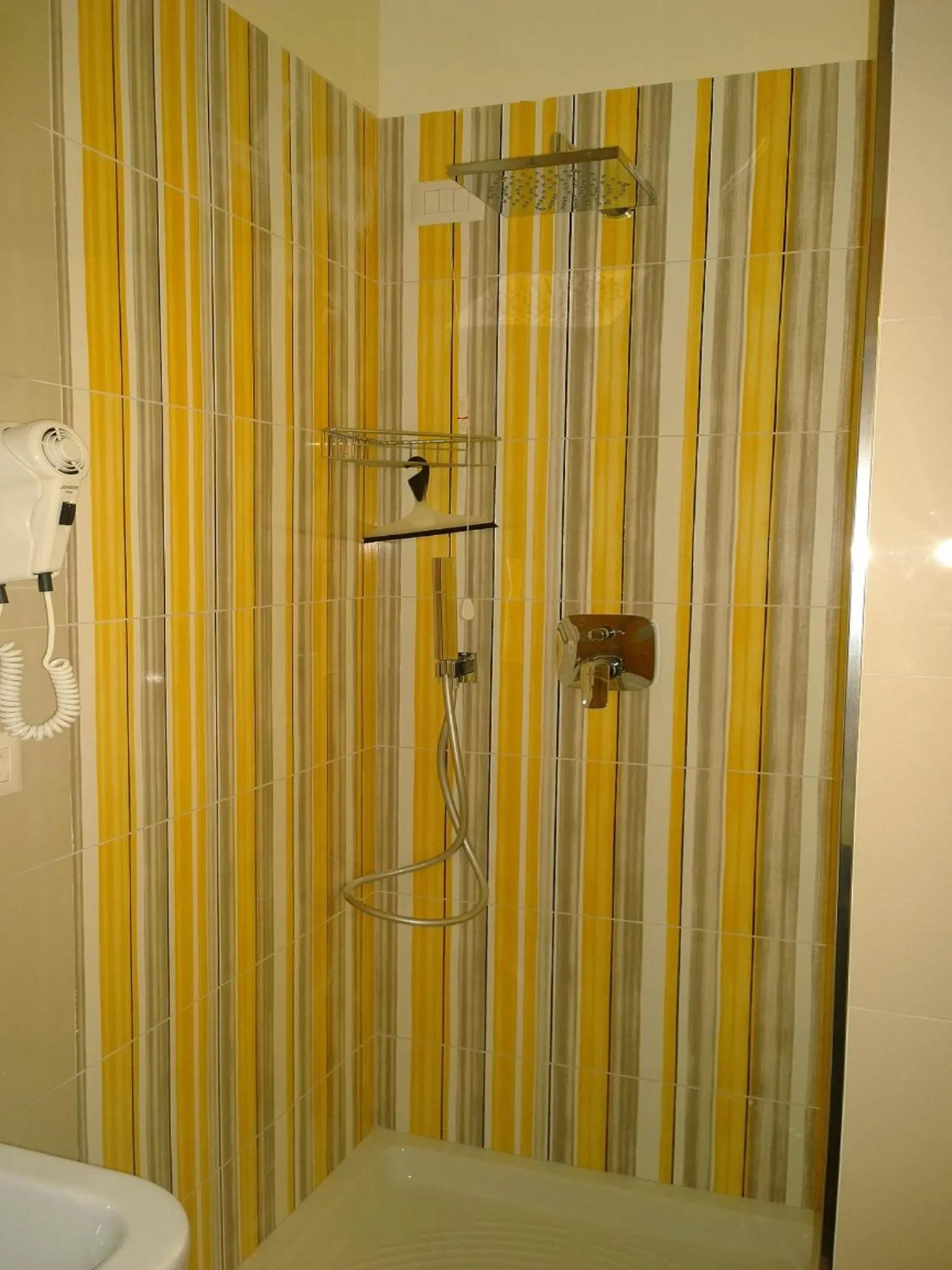 Shower in Il Cavaliere