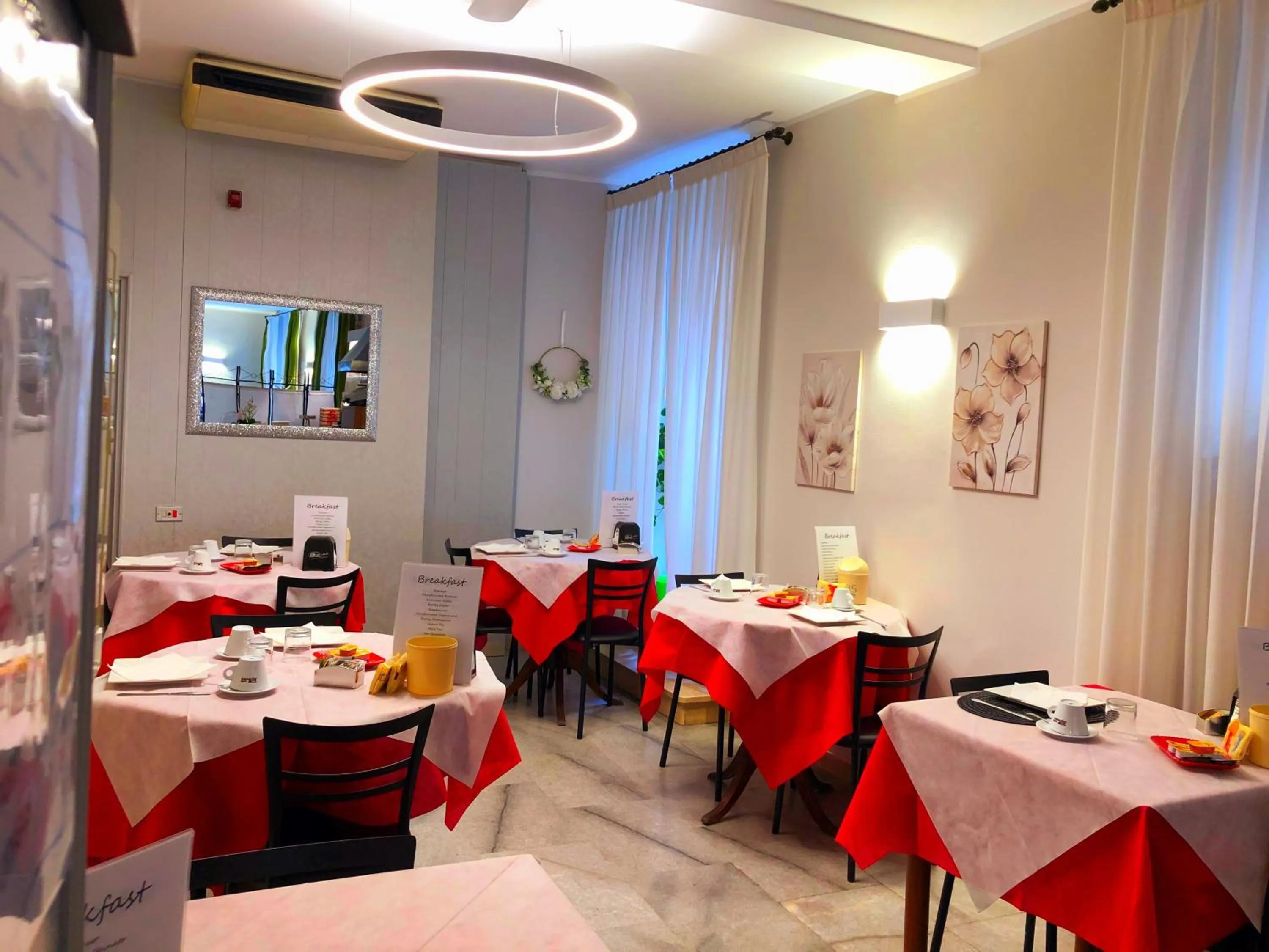 Coffee/tea facilities in Hotel Sanmicheli