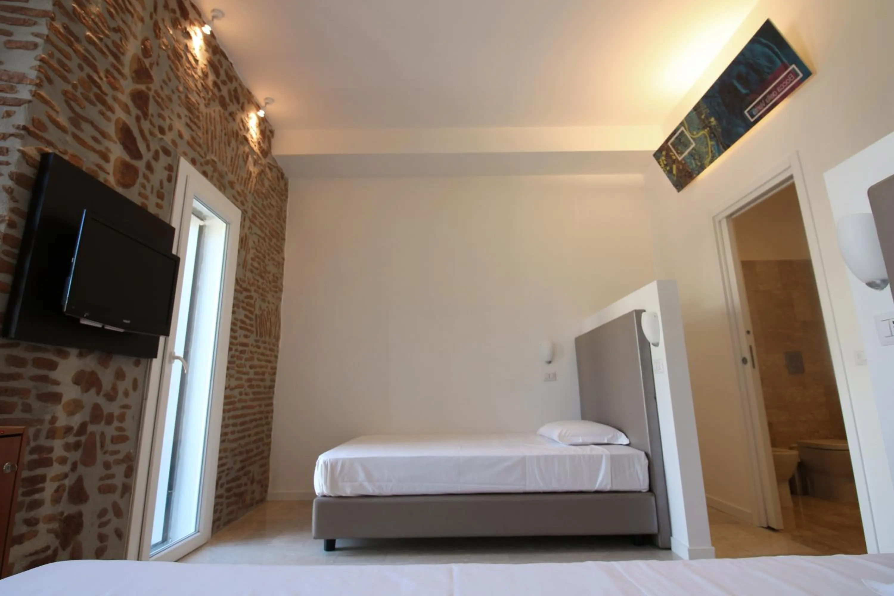 Photo of the whole room, Bed in NEW GENERATION HOSTEL Rome center