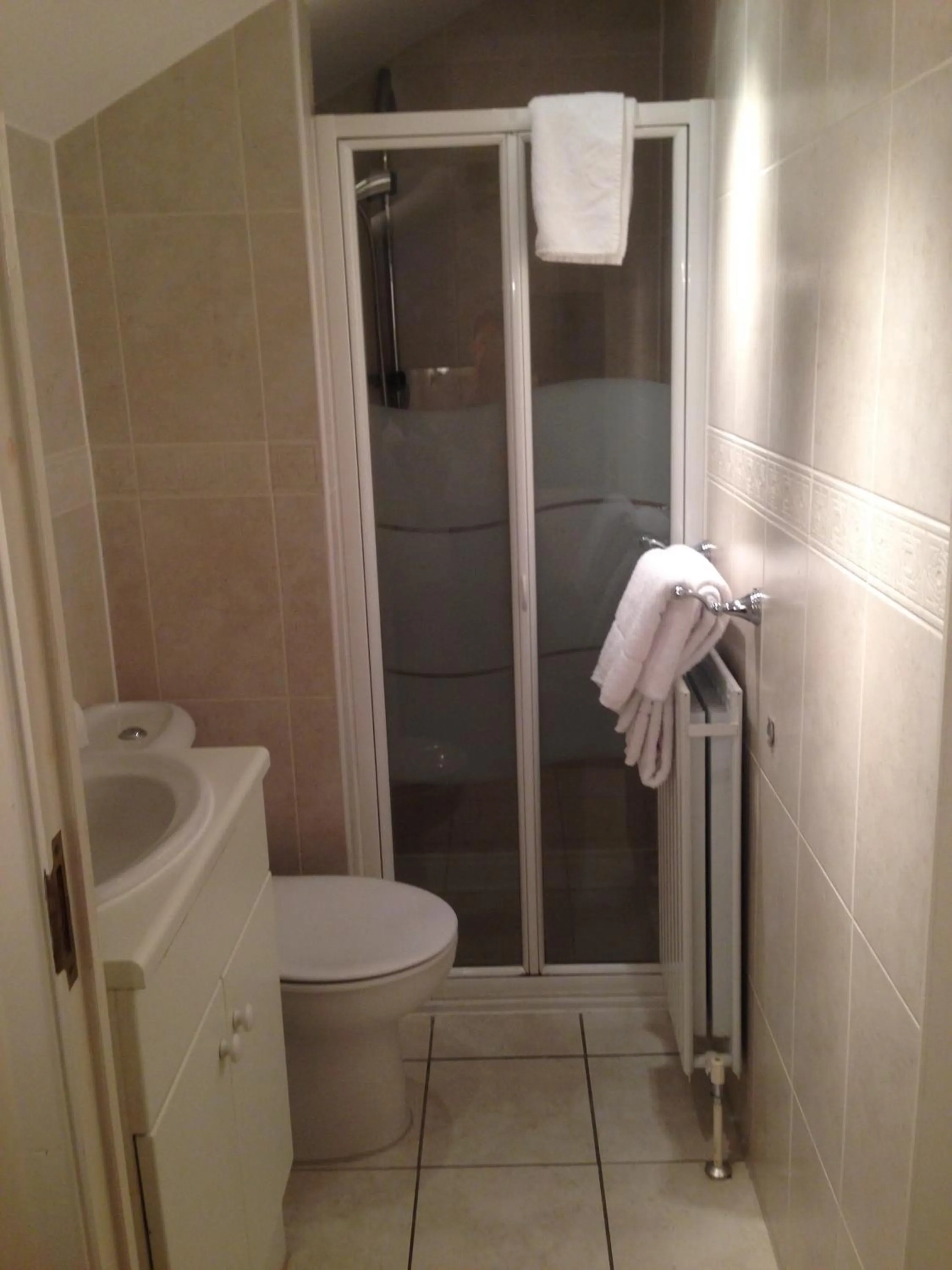 Bathroom in The Ivy House