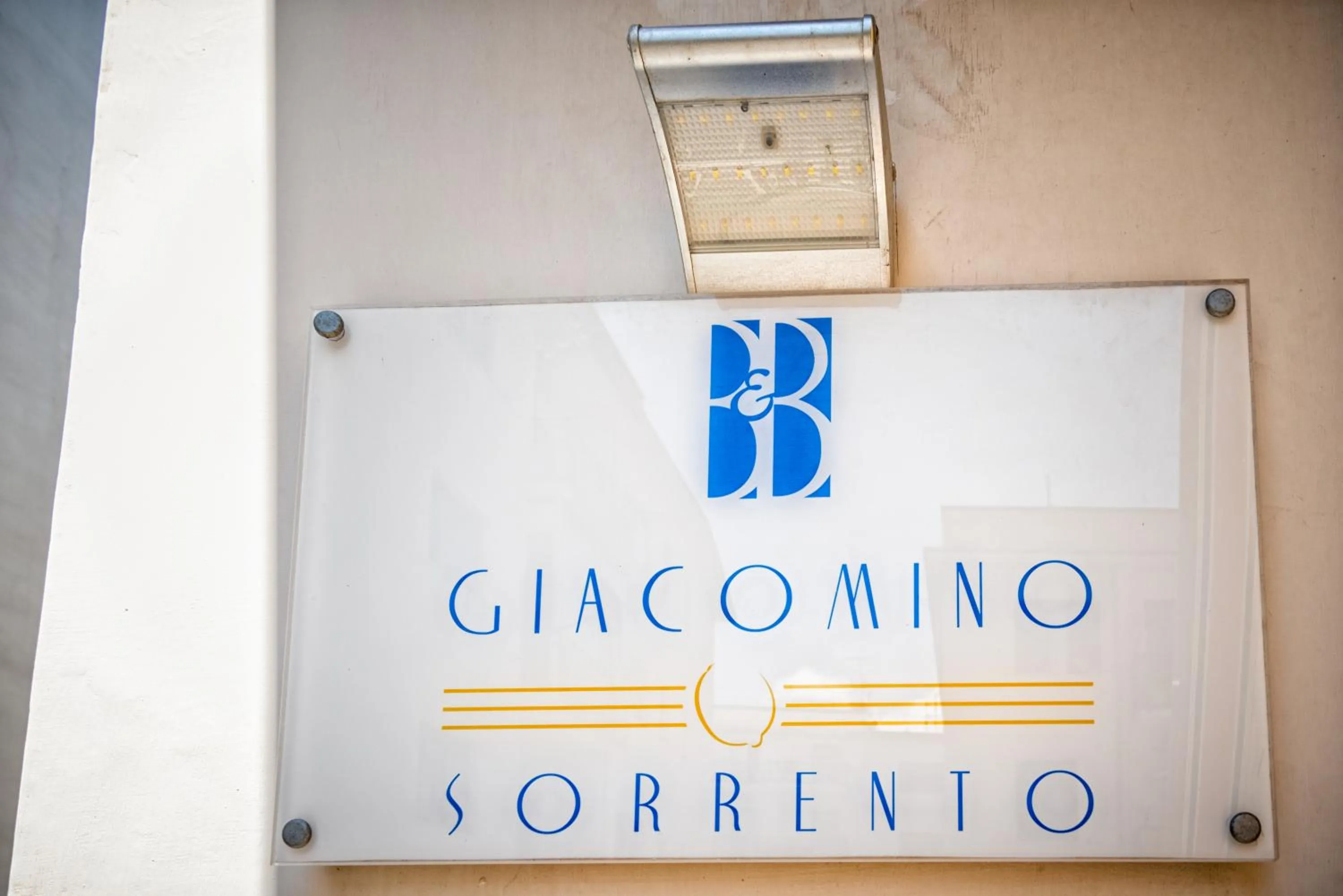 Property building in Giacomino