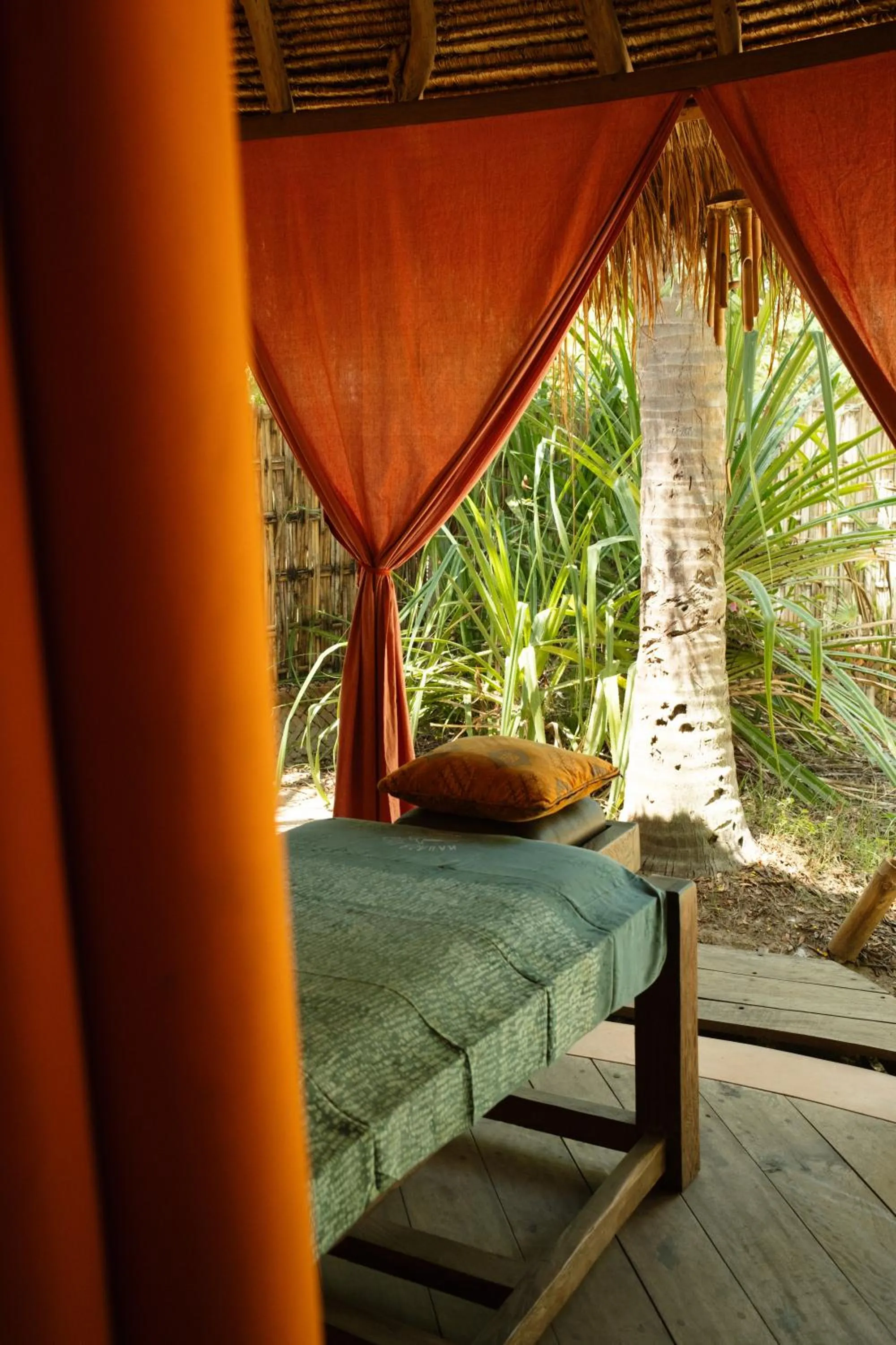 Spa and wellness centre/facilities in Gili Asahan Eco Lodge & Restaurant