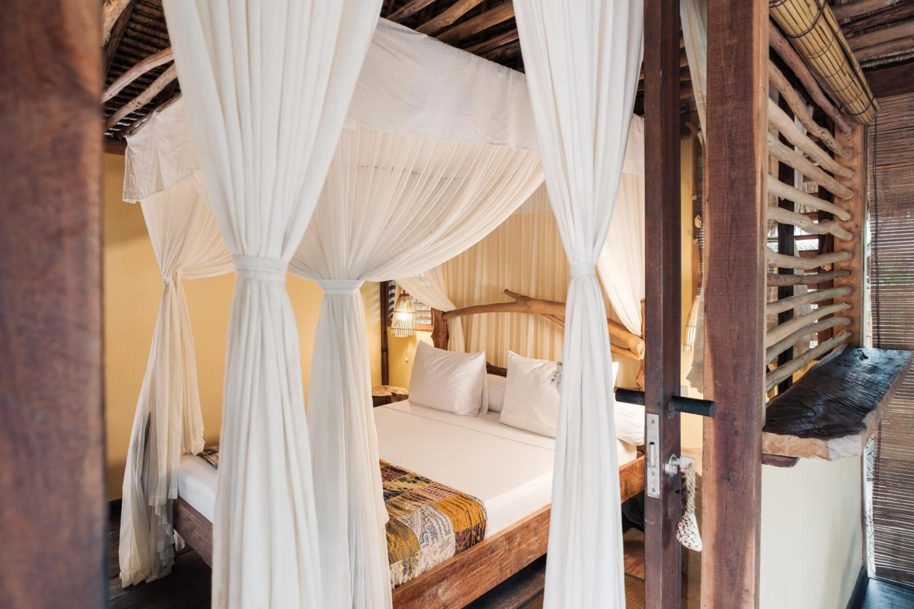 Bed in Gili Asahan Eco Lodge & Restaurant
