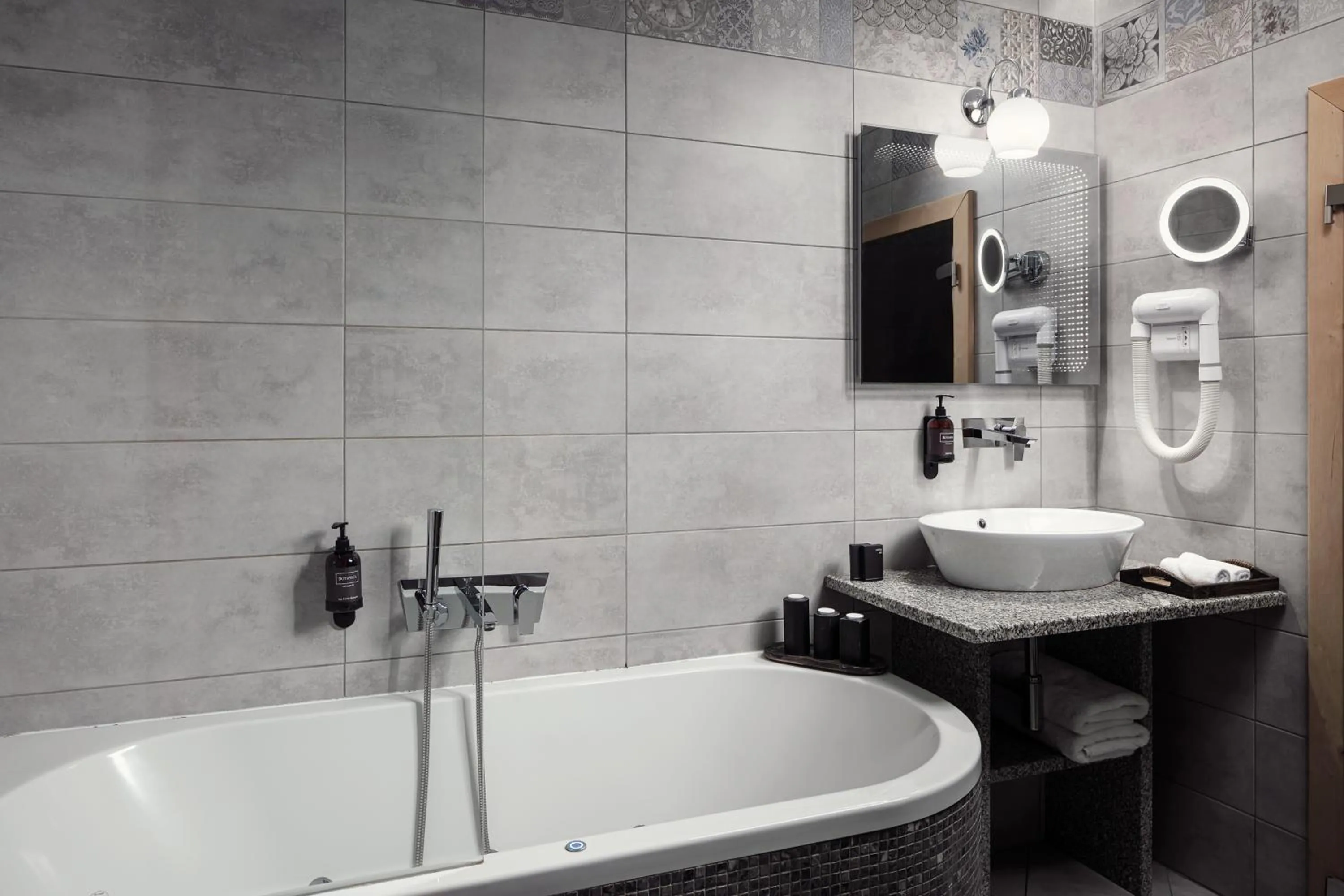 Bathroom in Hotel Friuli