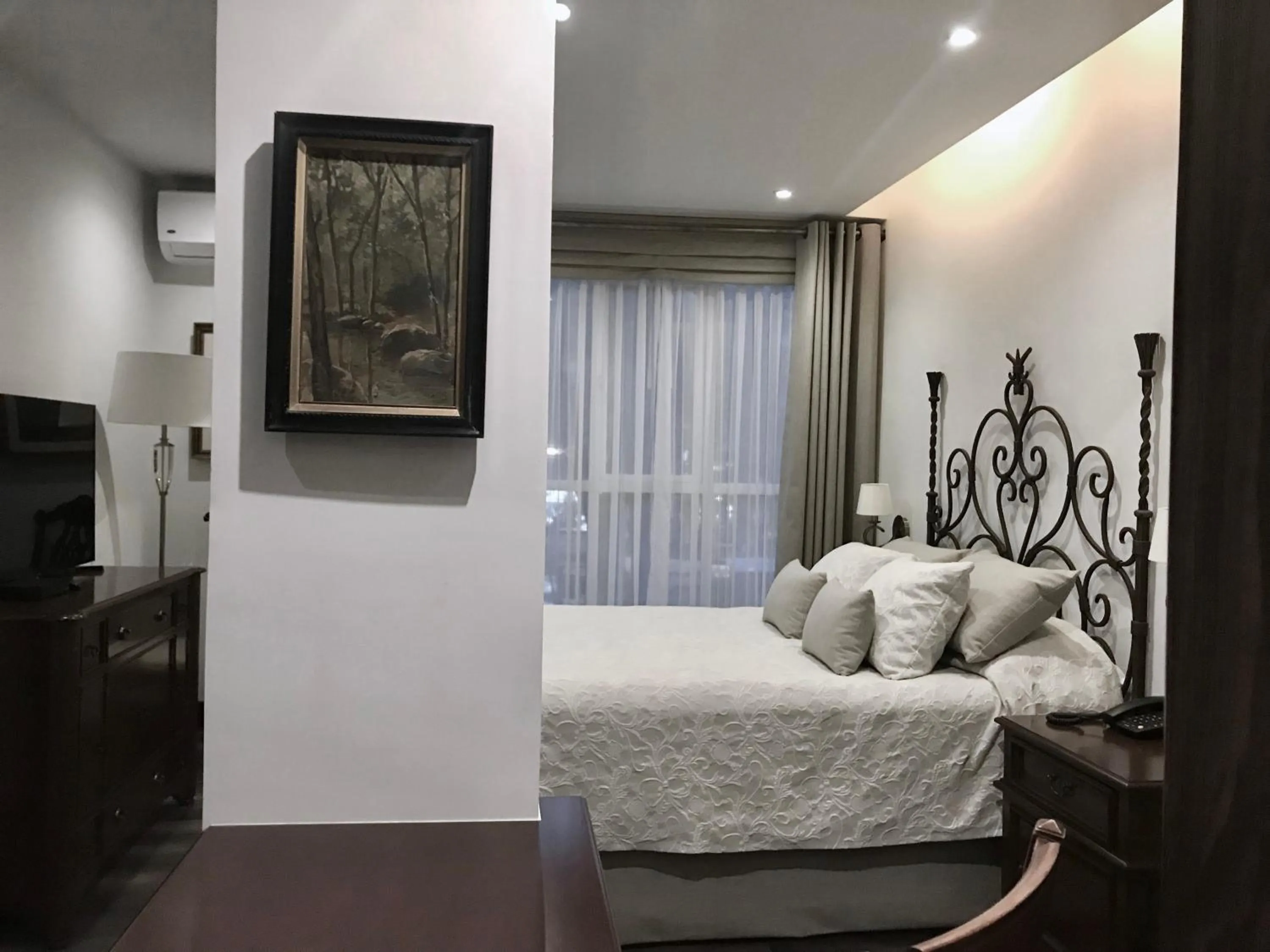 Bed in Casa Corp Boutique Suites in Condesa