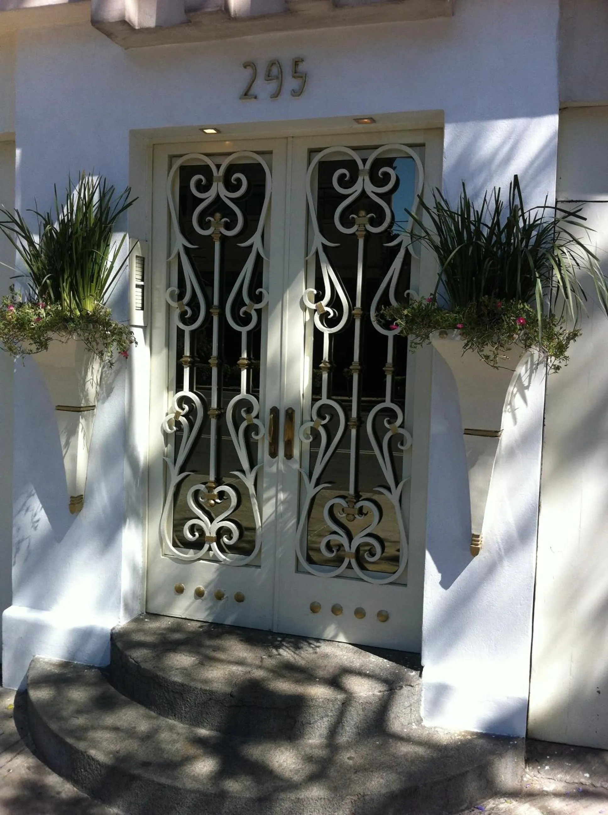 Facade/entrance in Casa Corp Boutique Suites in Condesa