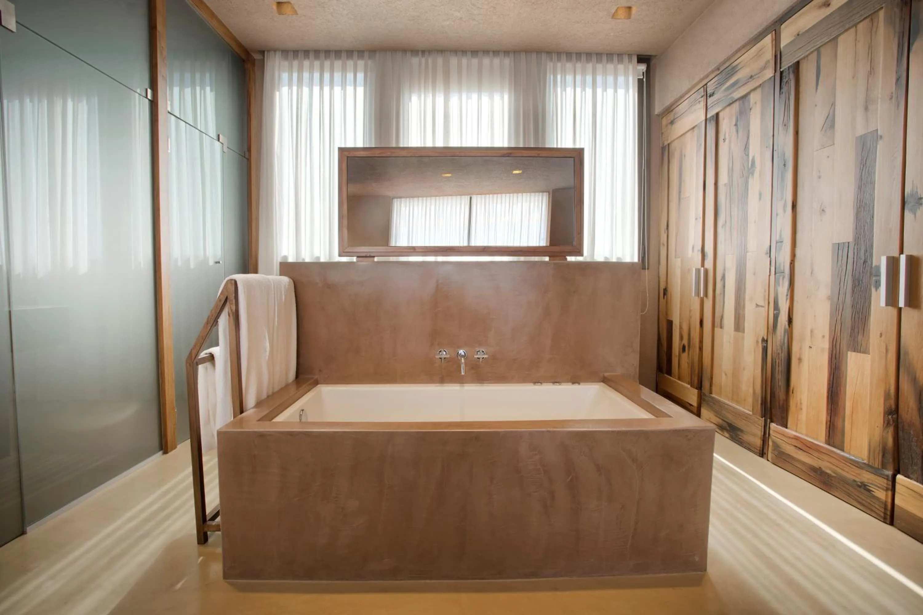 Toilet in Rosell Boher Winery Lodge & Spa