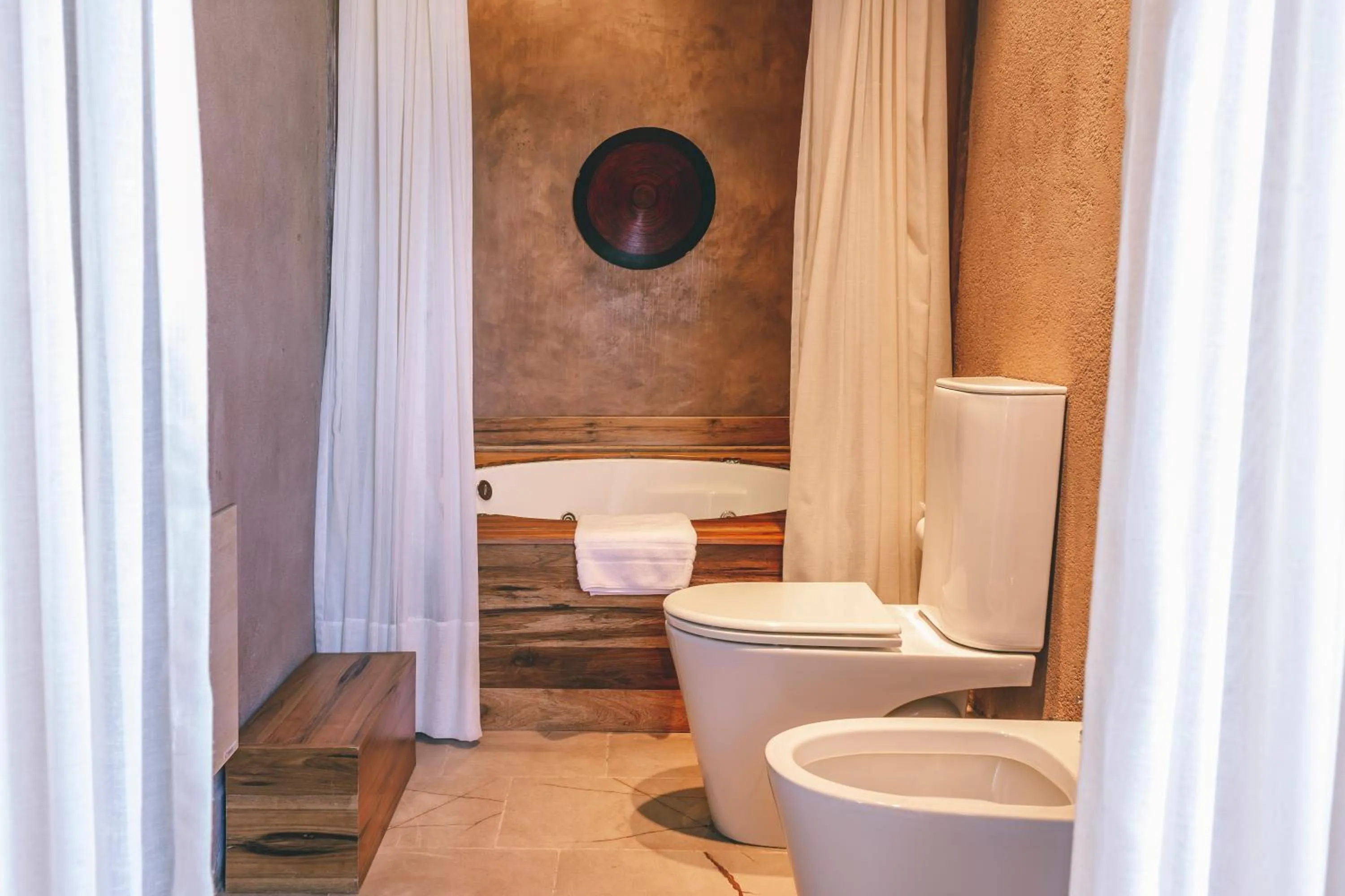 Toilet in Rosell Boher Winery Lodge & Spa