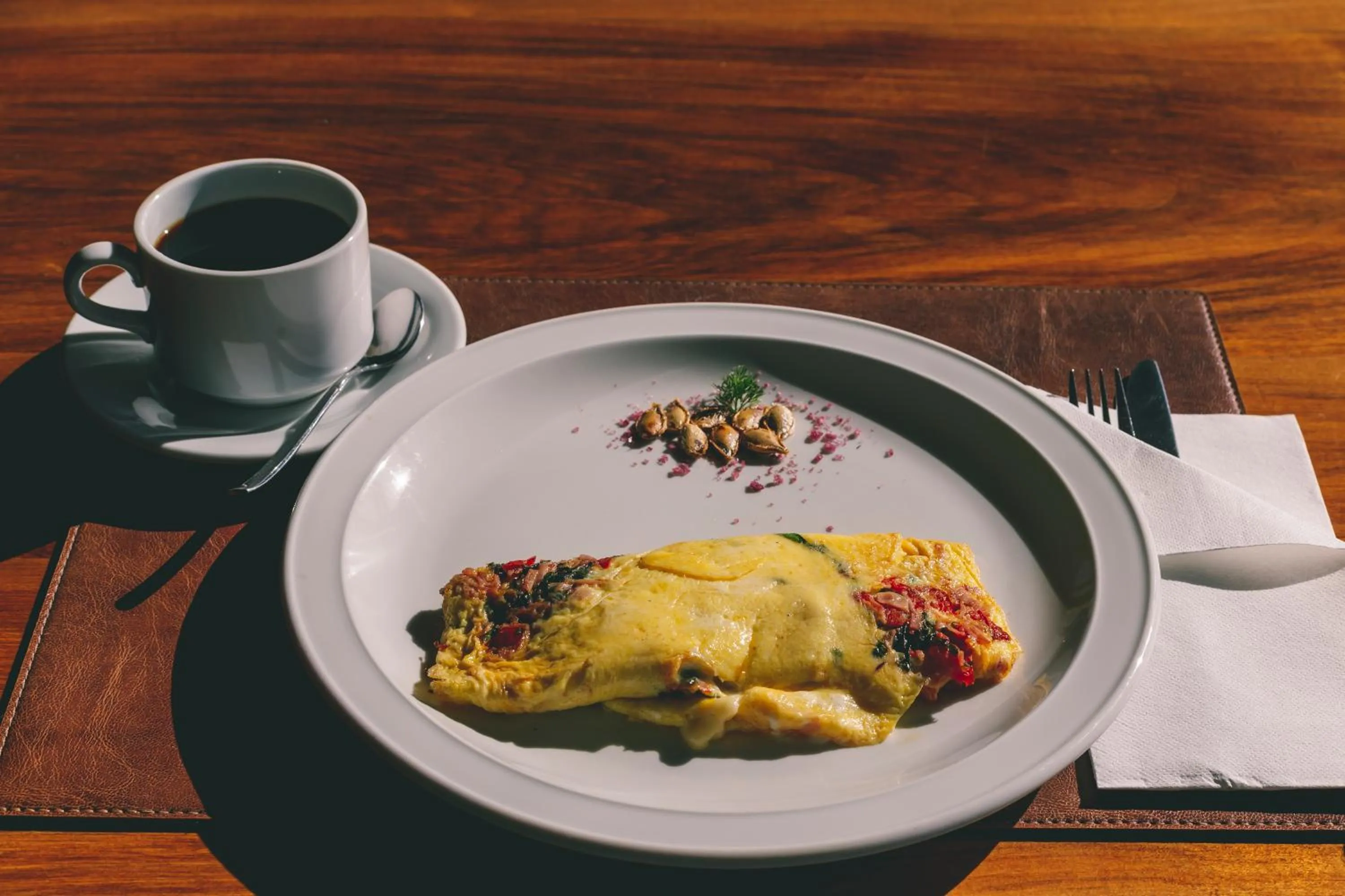 Food and drinks in Rosell Boher Winery Lodge & Spa