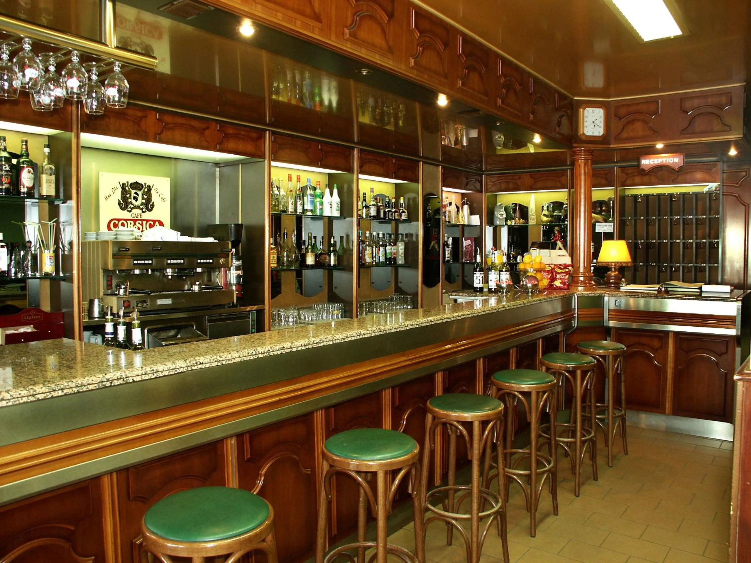 Lounge or bar in Hotel le Dauphin