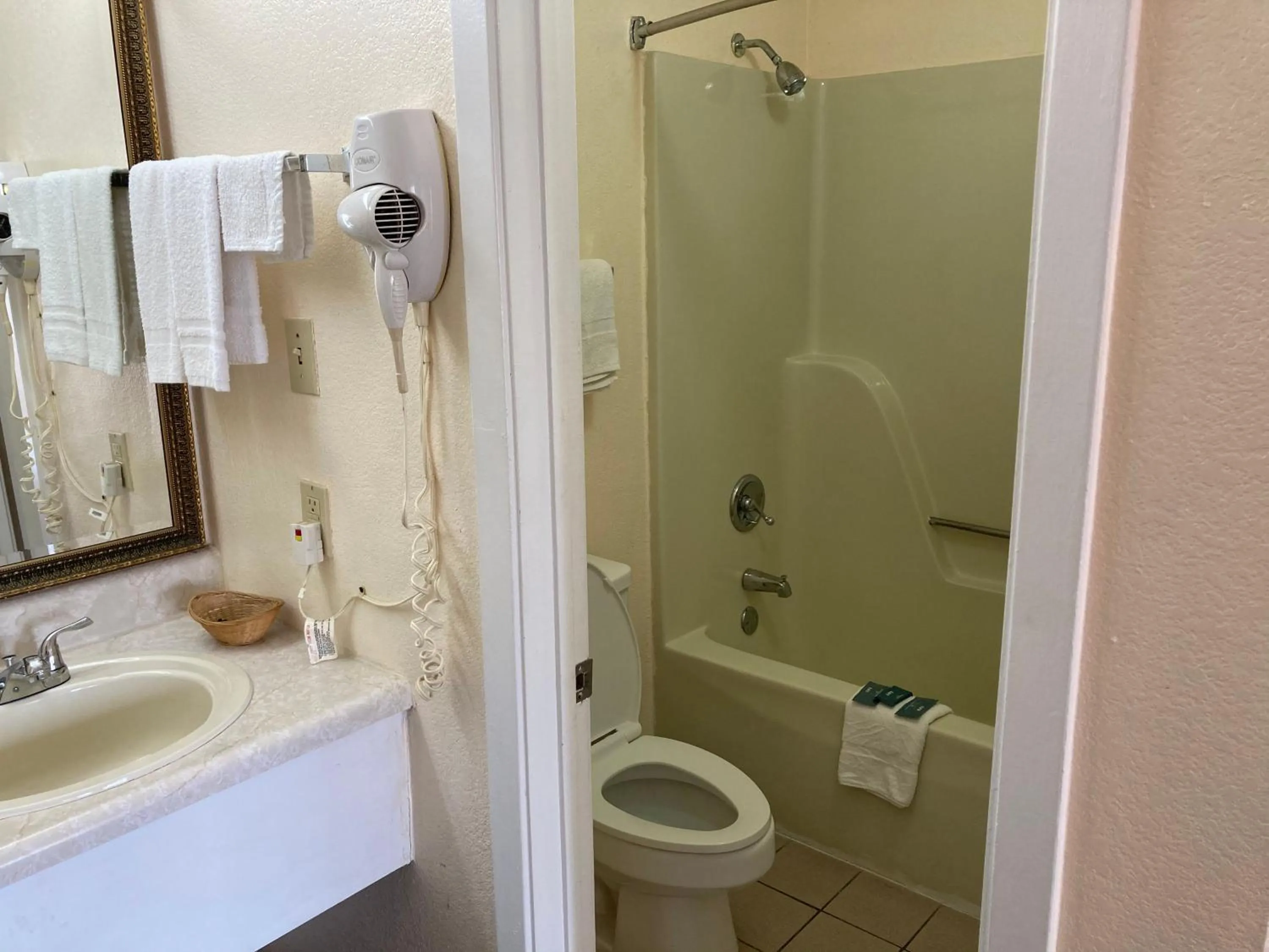 Bathroom in Travel Inn