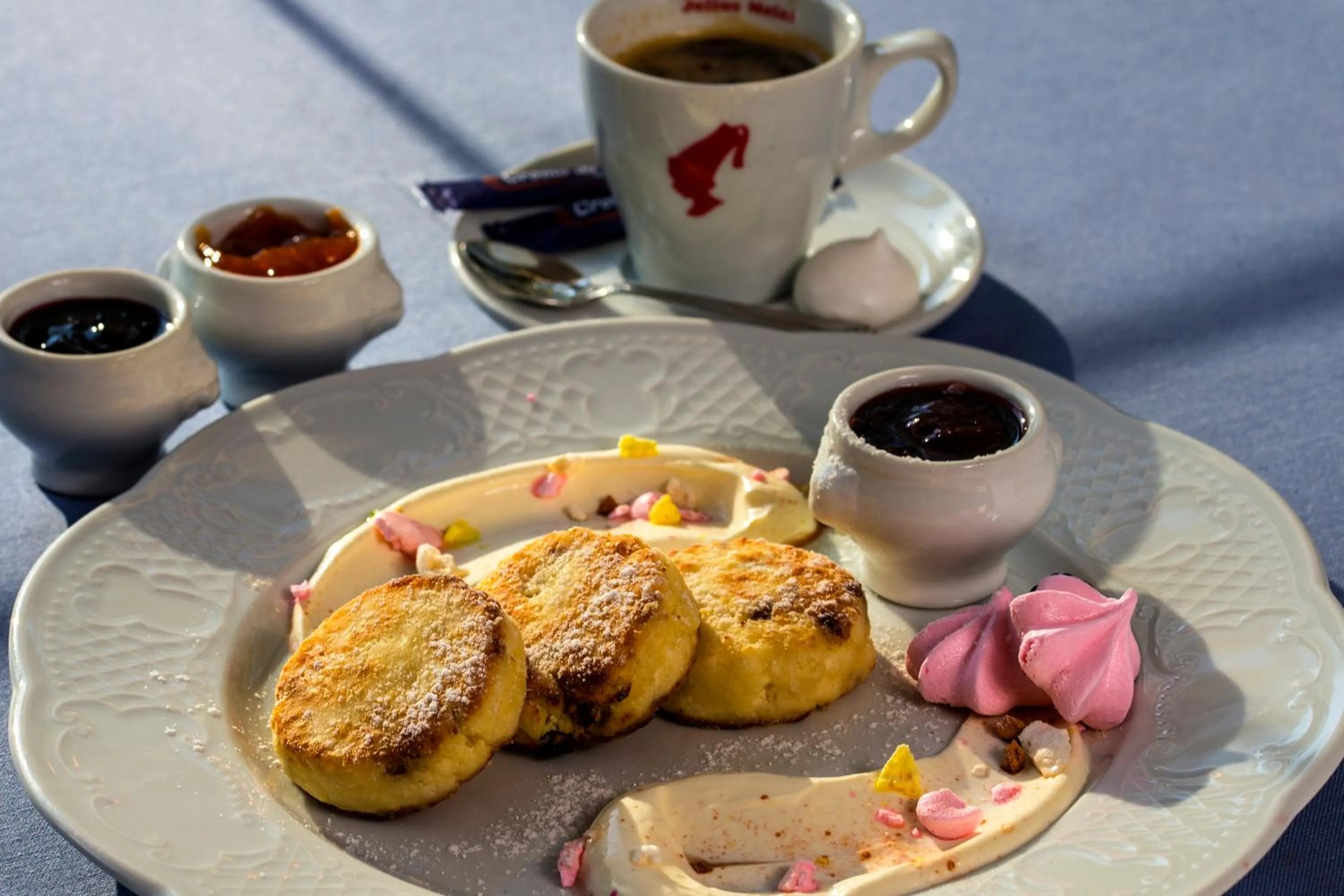 Food and drinks in City Park Hotel