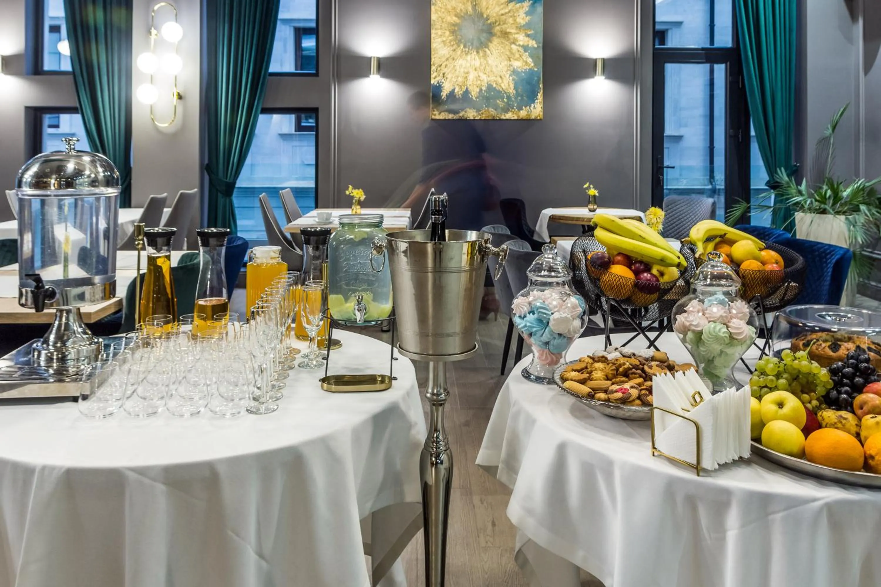 Buffet breakfast in City Park Hotel