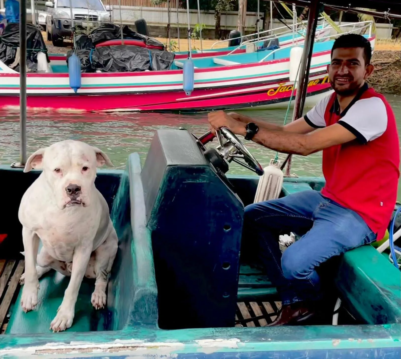 Restaurant/places to eat in Tortugal Boutique River Lodge